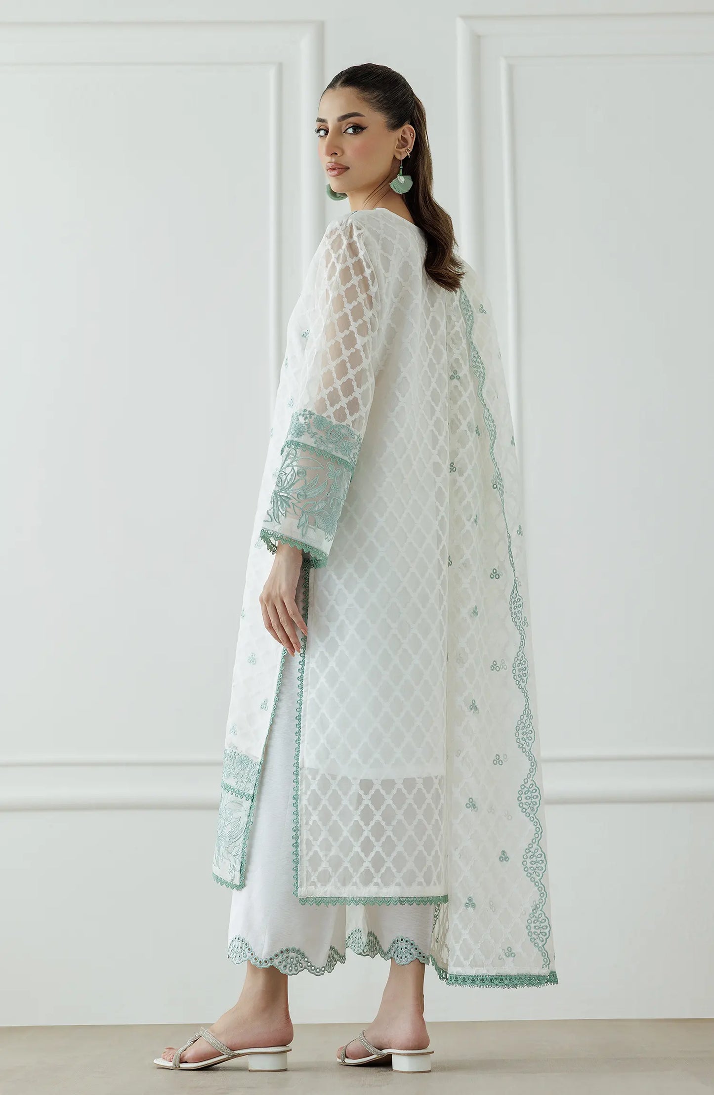 Stitched | 3 Piece | Embroidered | Jacquard Shirt | WRFC25S-3013/S WHITE