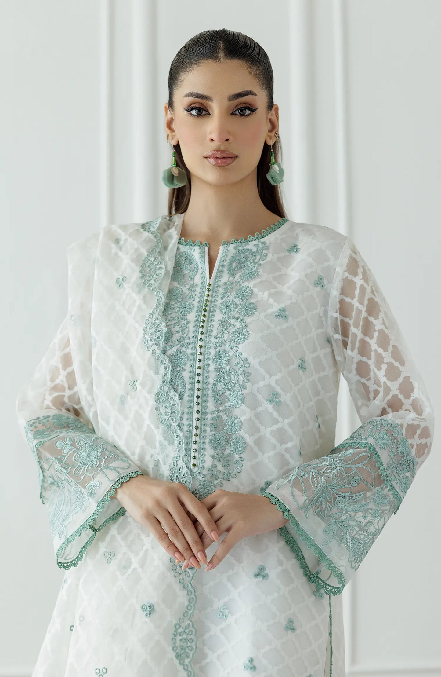 Stitched | 3 Piece | Embroidered | Jacquard Shirt | WRFC25S-3013/S WHITE