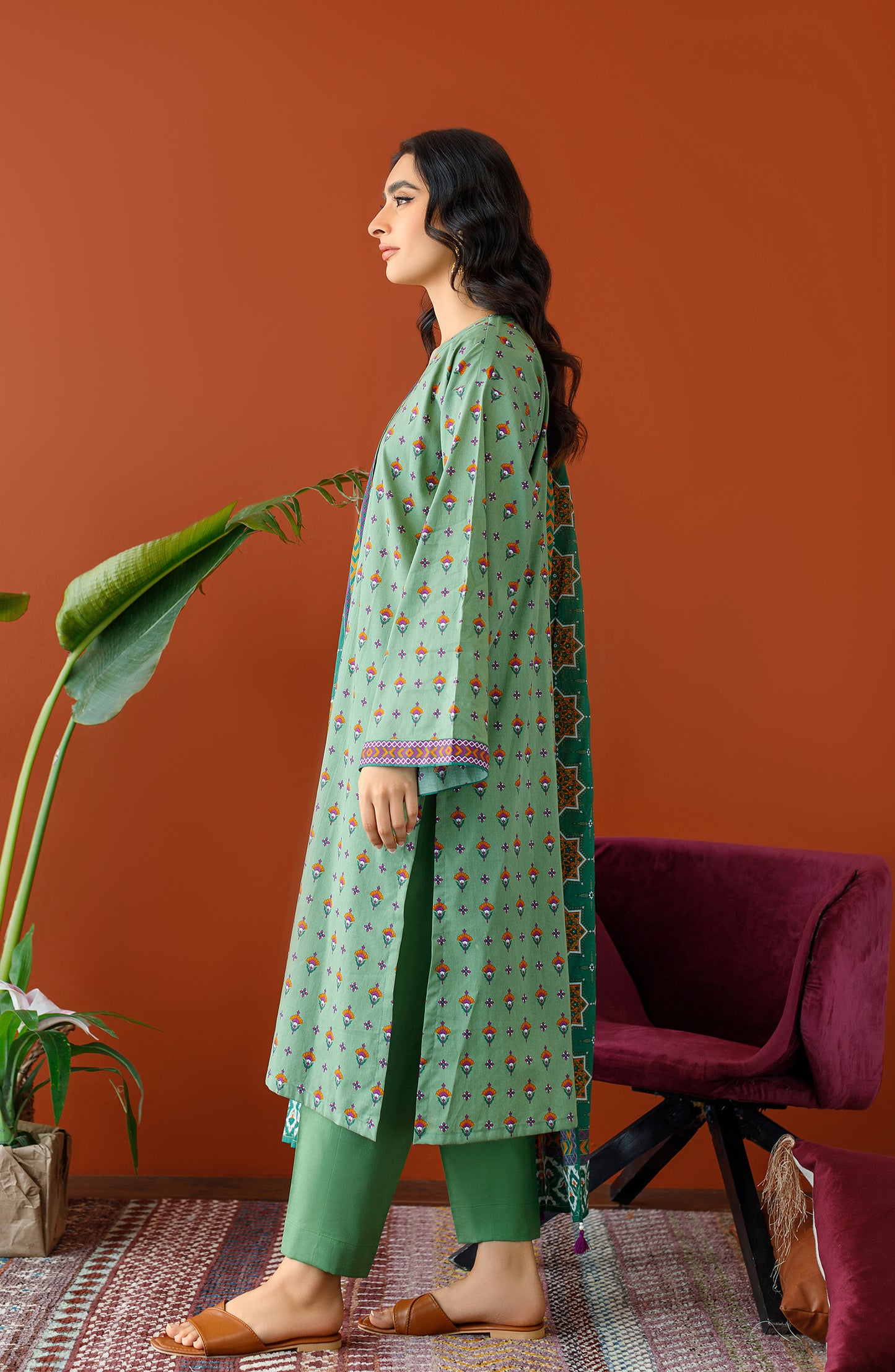 OTL-23-330/U L.GREEN CAMBRIC Women UNSTITCHED SHIRT DUPATTA PANTS