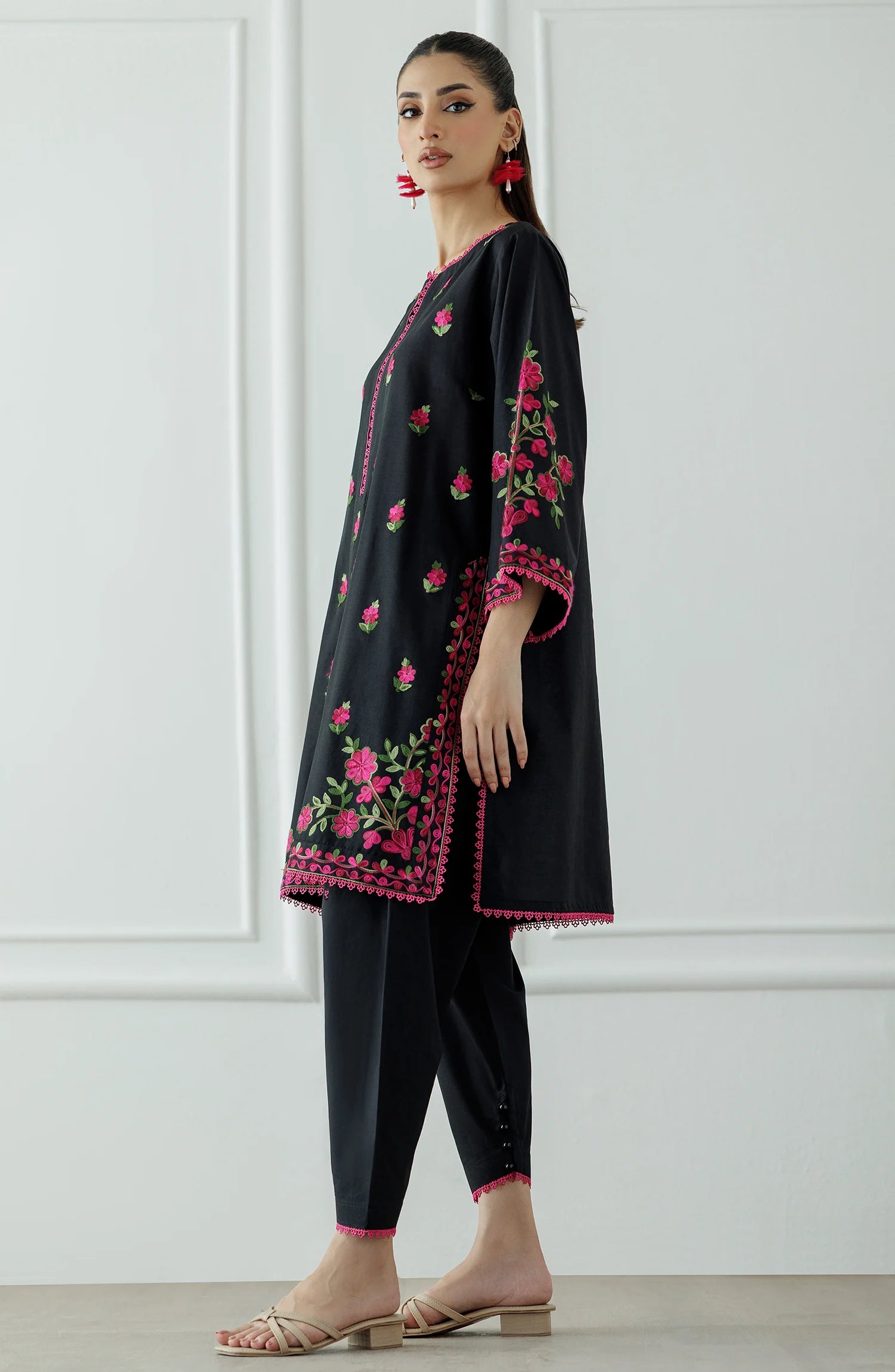 Stitched | 2 Piece | Luxury Premium Embroidered | WRCJ25S-2012