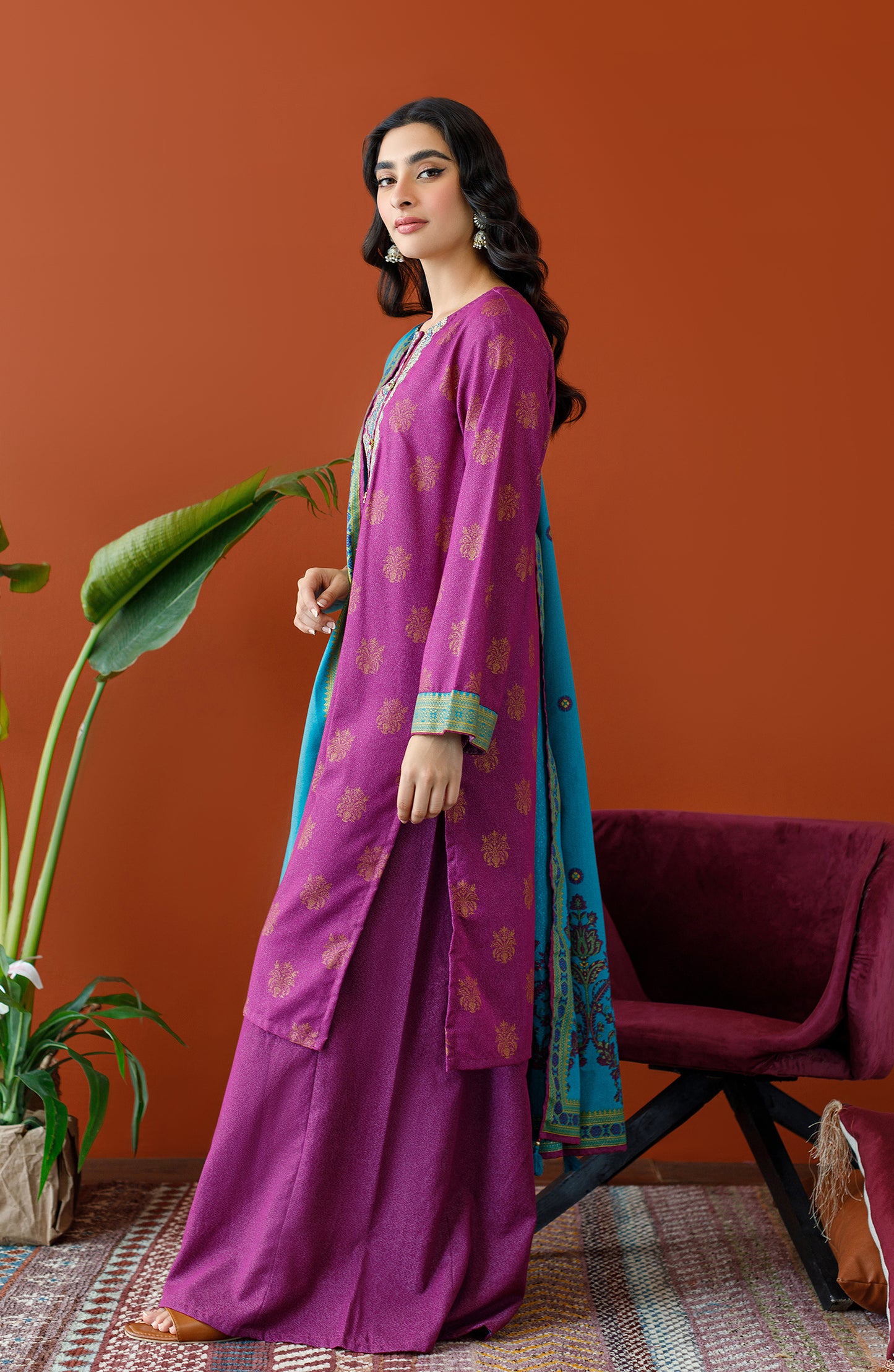 OTL-23-241/U MAGENTA KARANDI Women UNSTITCHED SHIRT DUPATTA PANTS