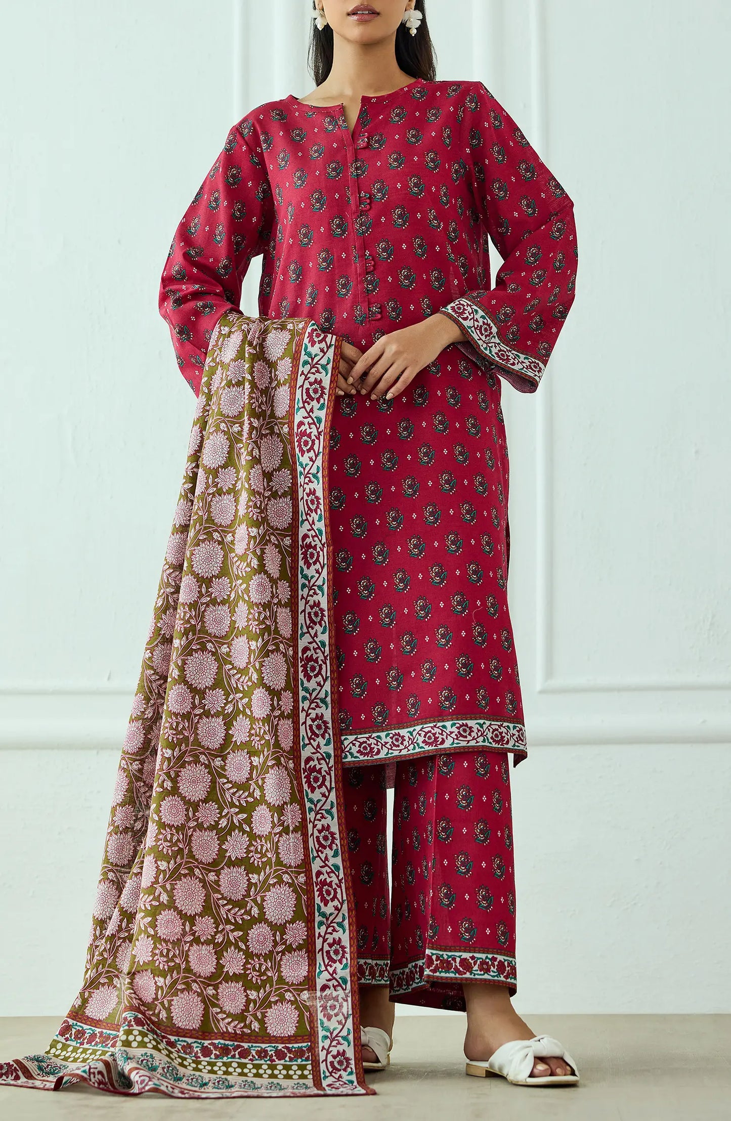 Unstitched | 3 Piece | Printed | Khaddar Shirt | OTL-25-431/U MAROON