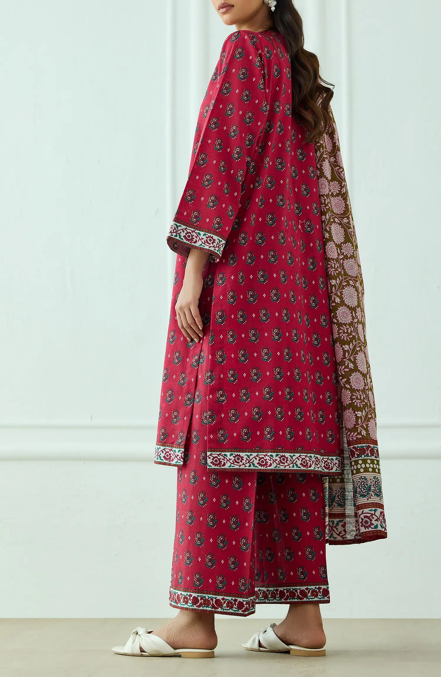 Unstitched | 3 Piece | Printed | Khaddar Shirt | OTL-25-431/U MAROON