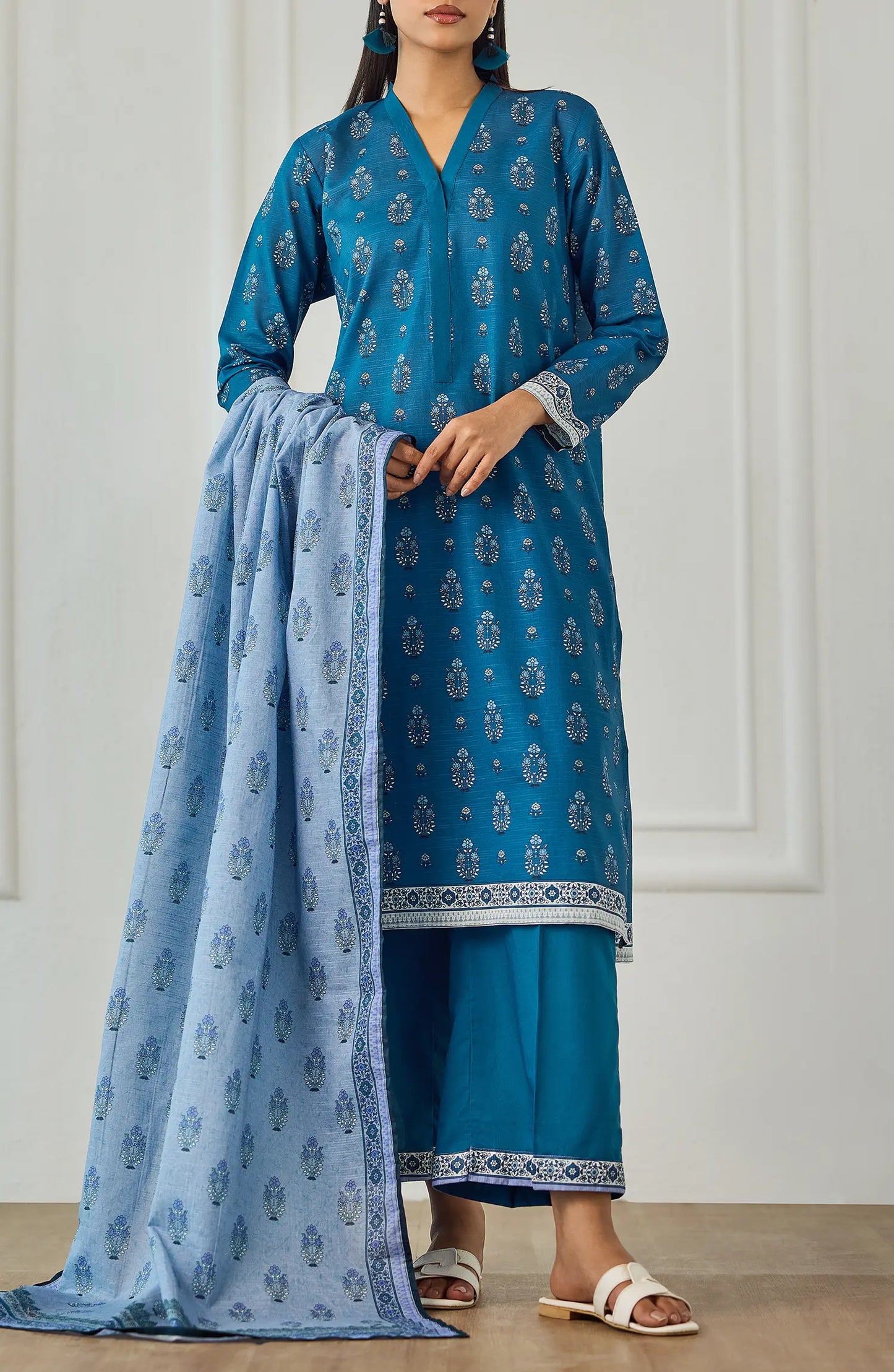 Unstitched | 3 Piece | Printed | Texture Lawn Shirt | OTL-25-470/U TEAL