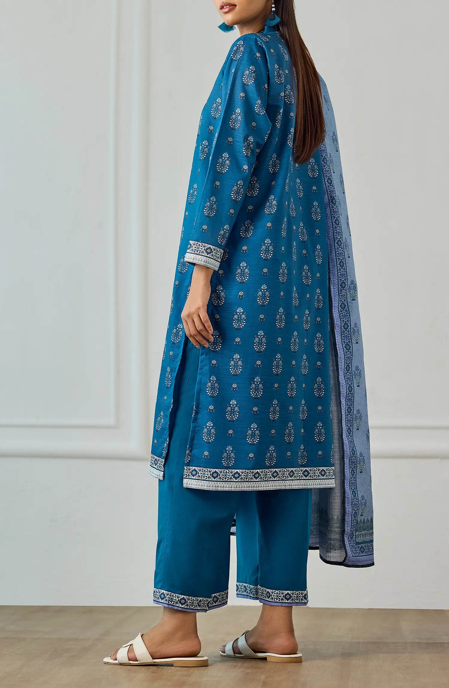 Unstitched | 3 Piece | Printed | Texture Lawn Shirt | OTL-25-470/U TEAL