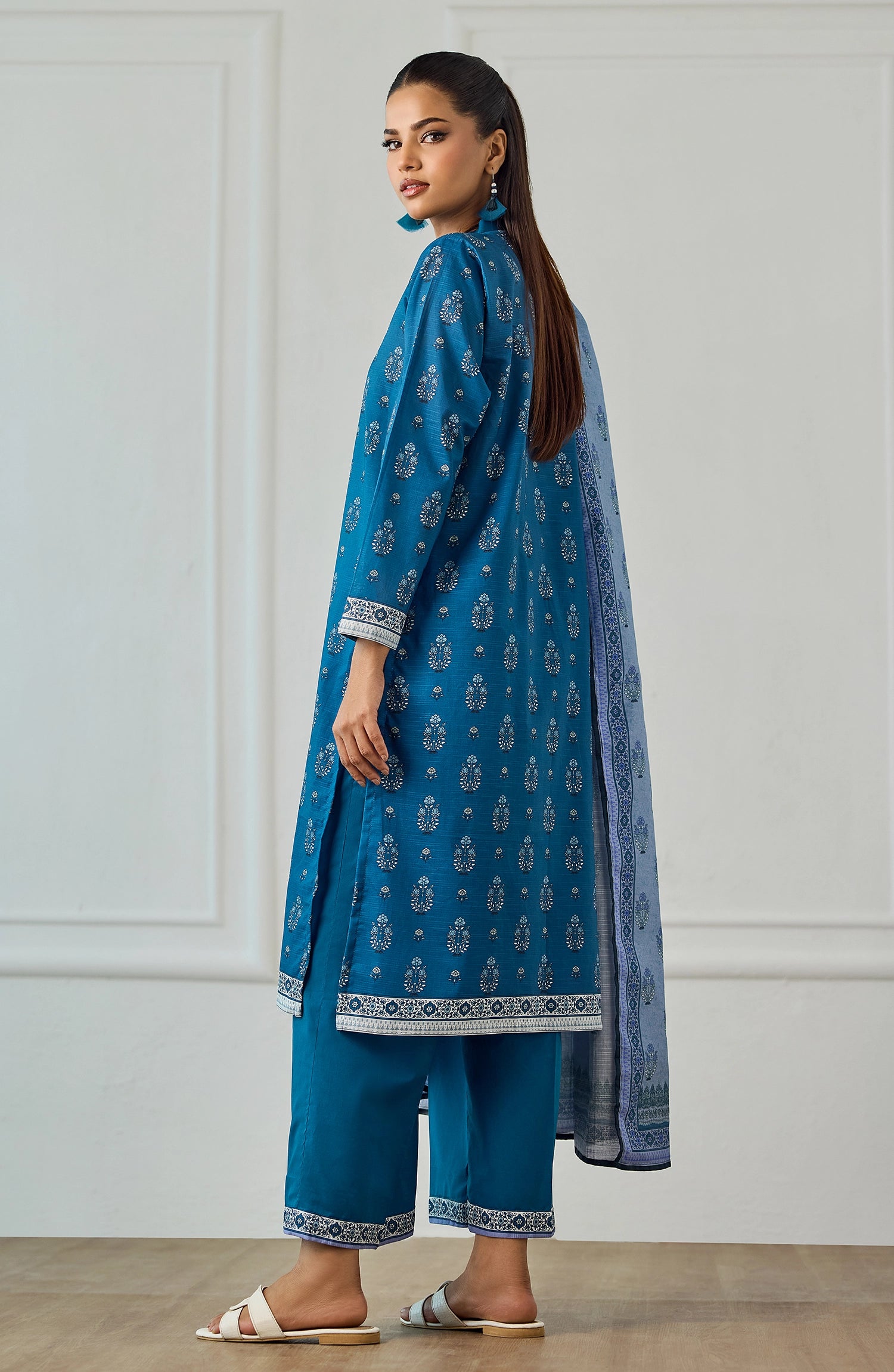 Unstitched | 3 Piece | Printed | Texture Lawn Shirt | OTL-25-470/U TEAL