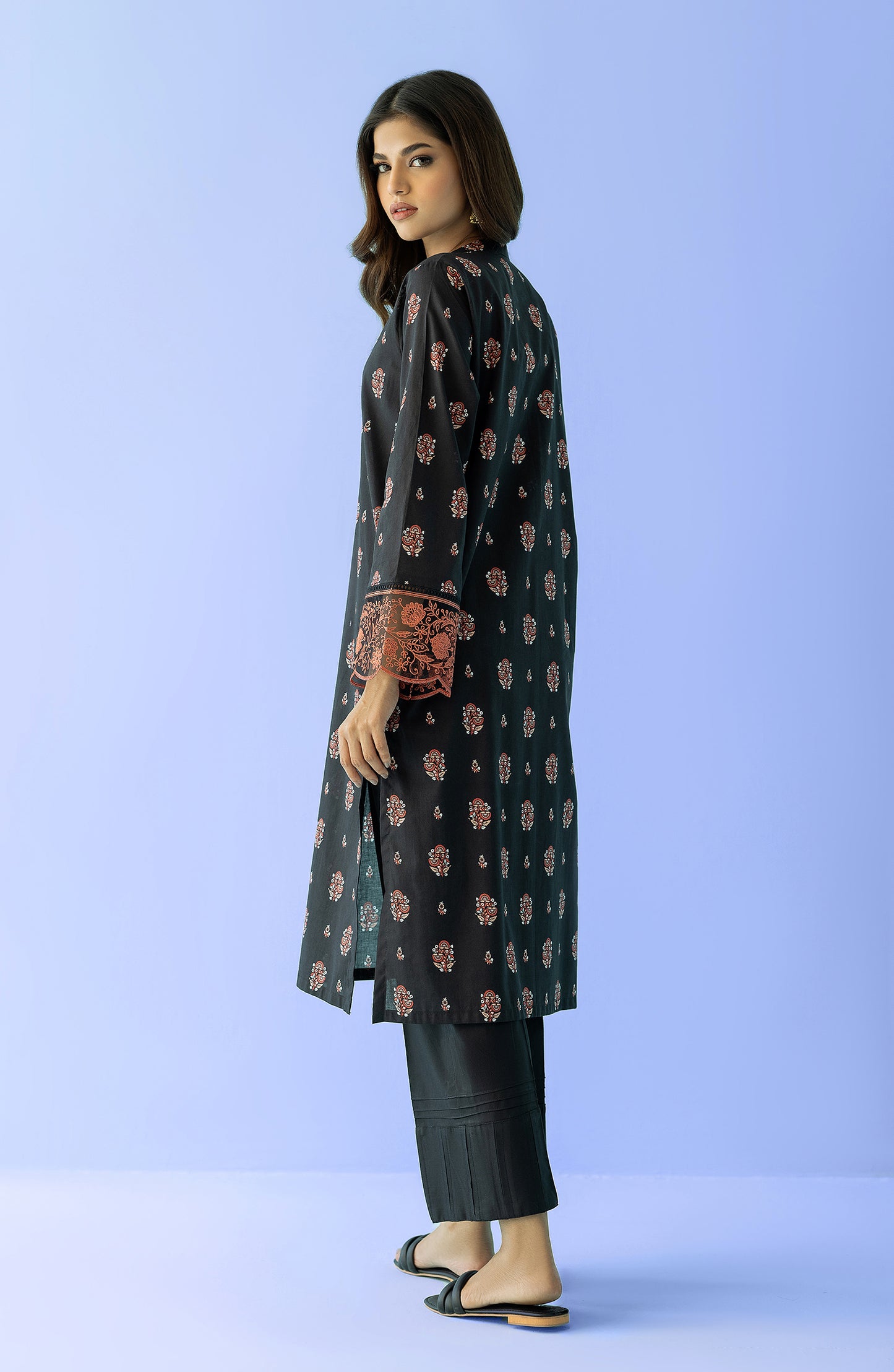 HCS-24-011/S BLACK LAWN SCSHIRT READY TO WEAR SHIRT