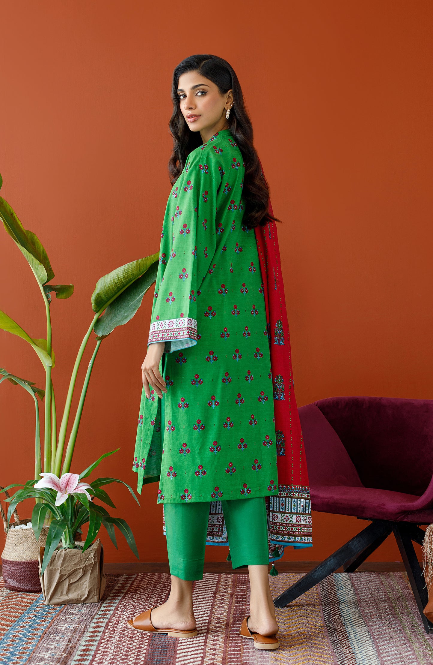 OTL-23-309/U GREEN KHADDAR Women UNSTITCHED SHIRT DUPATTA PANTS