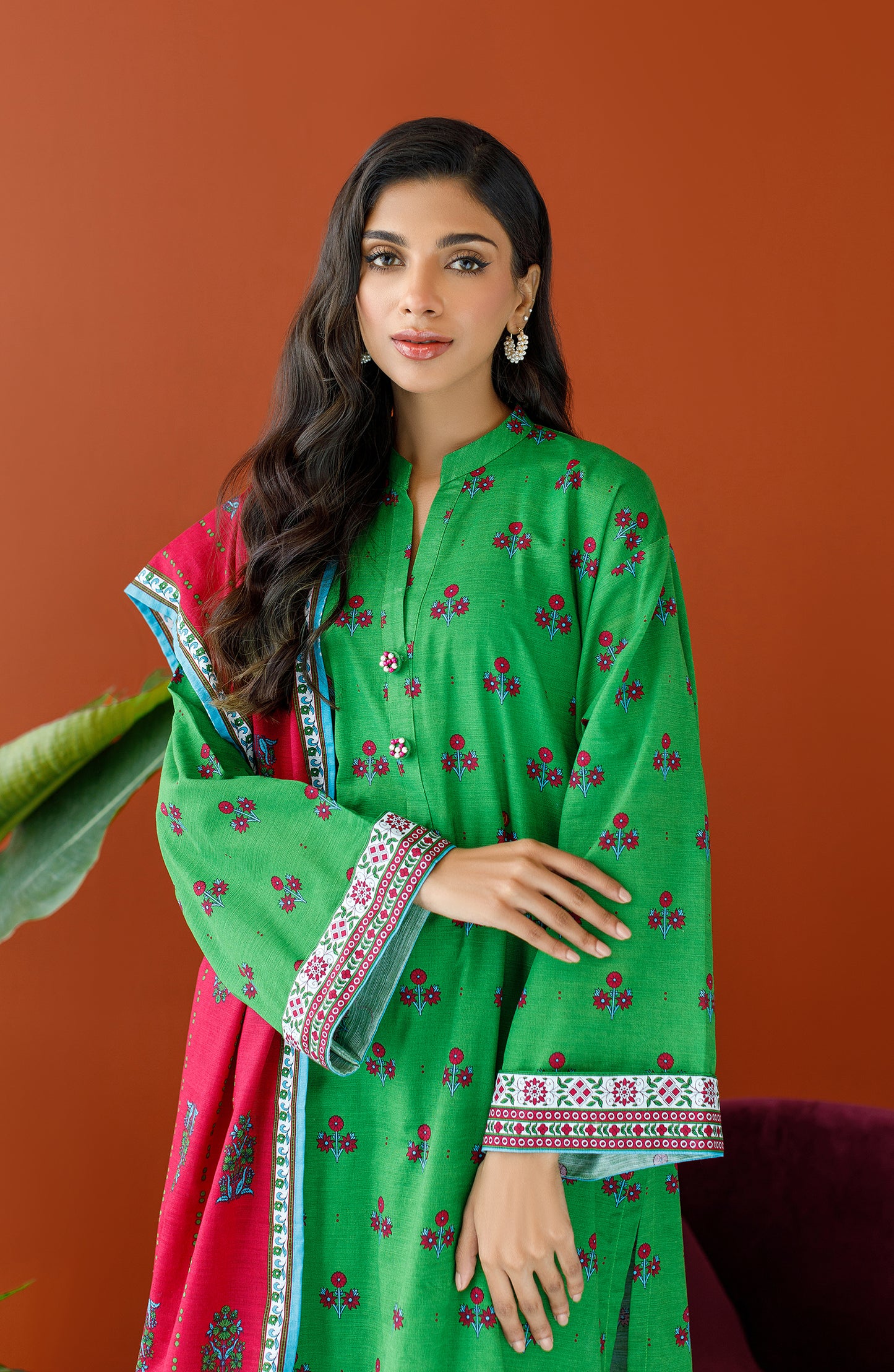 OTL-23-309/U GREEN KHADDAR Women UNSTITCHED SHIRT DUPATTA PANTS