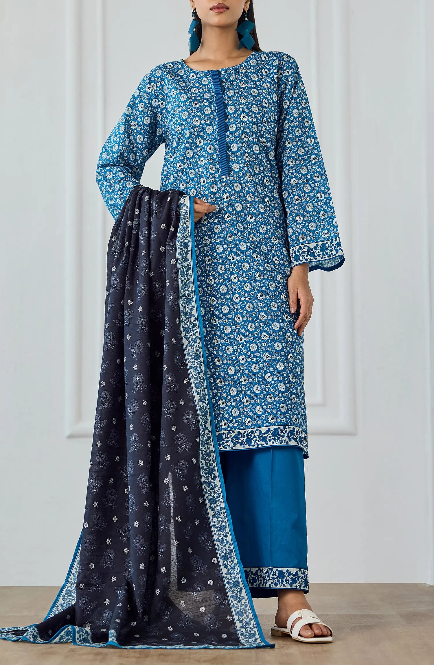 Unstitched | 3 Piece | Printed | Texture Lawn Shirt | OTL-25-473/U BLUE