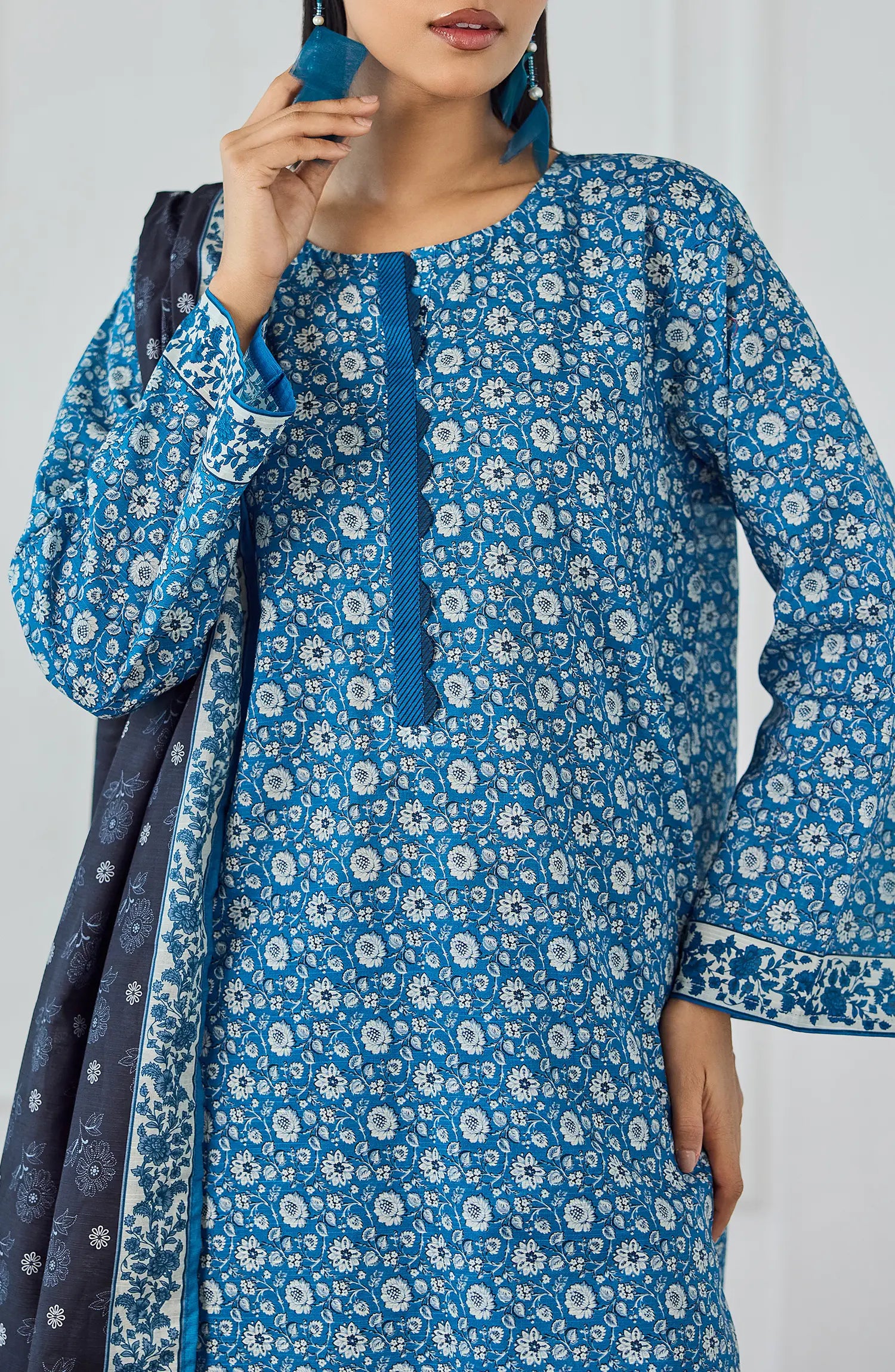 Unstitched | 3 Piece | Printed | Texture Lawn Shirt | OTL-25-473/U BLUE