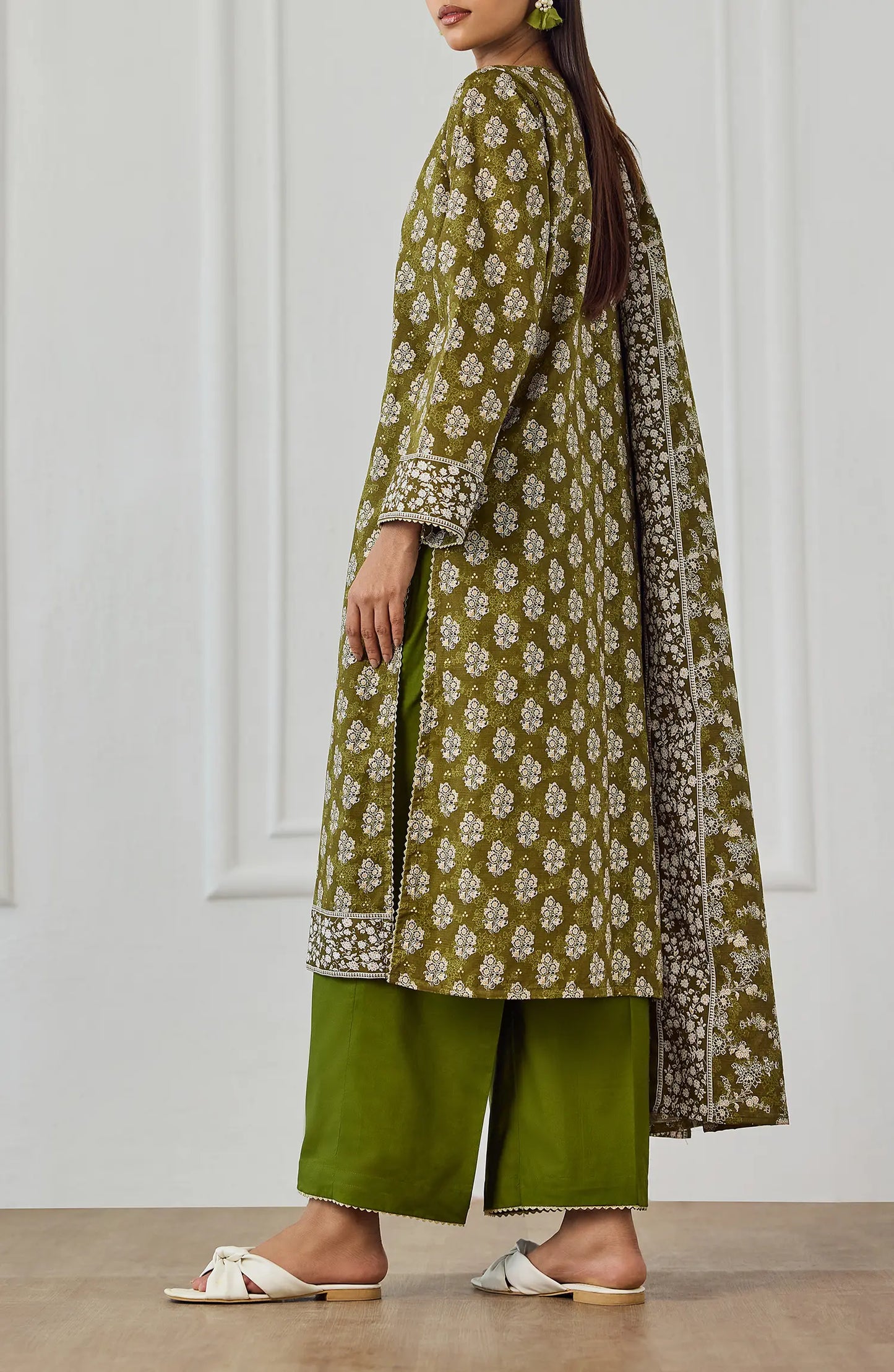 Unstitched | 3 Piece | Printed | Texture Lawn Shirt | OTL-25-520/U GREEN