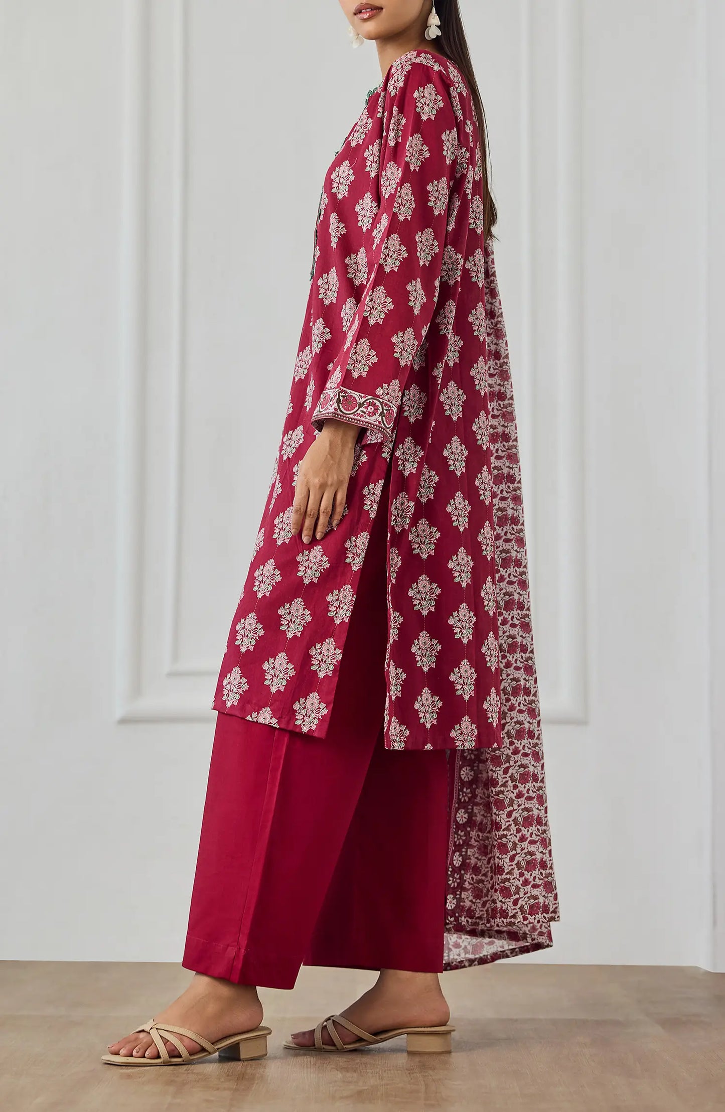 Unstitched | 3 Piece | Printed | Lawn Shirt | OTL-25-481/U MAROON