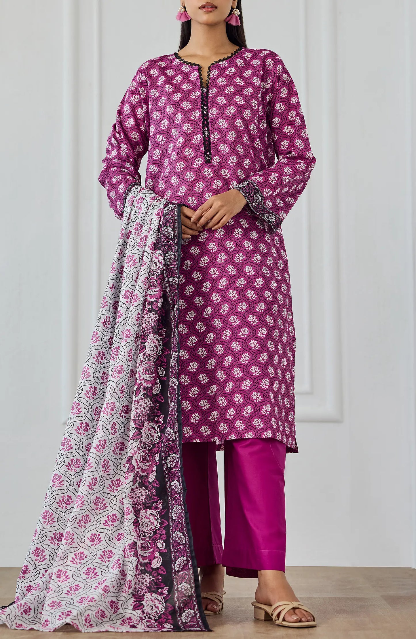 Stitched | 3 Piece | Printed | Lawn Shirt | OTL-25-567/S PINK