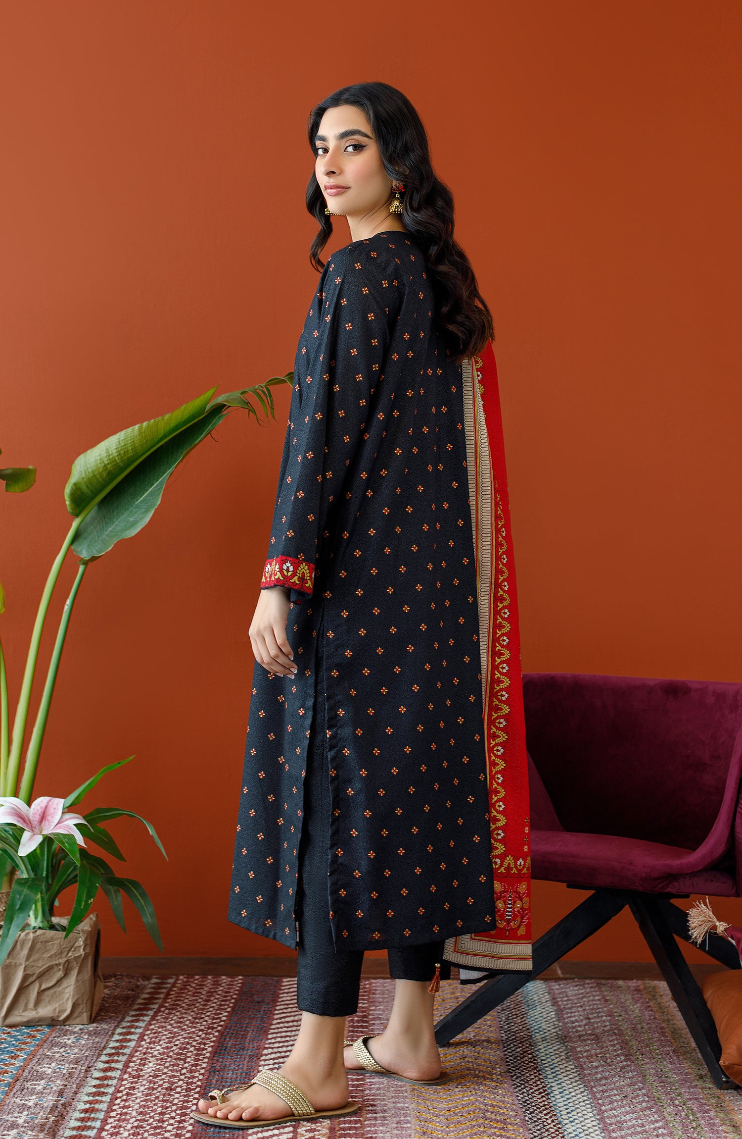 OTL-23-240/U BLACK KARANDI Women UNSTITCHED SHIRT DUPATTA PANTS