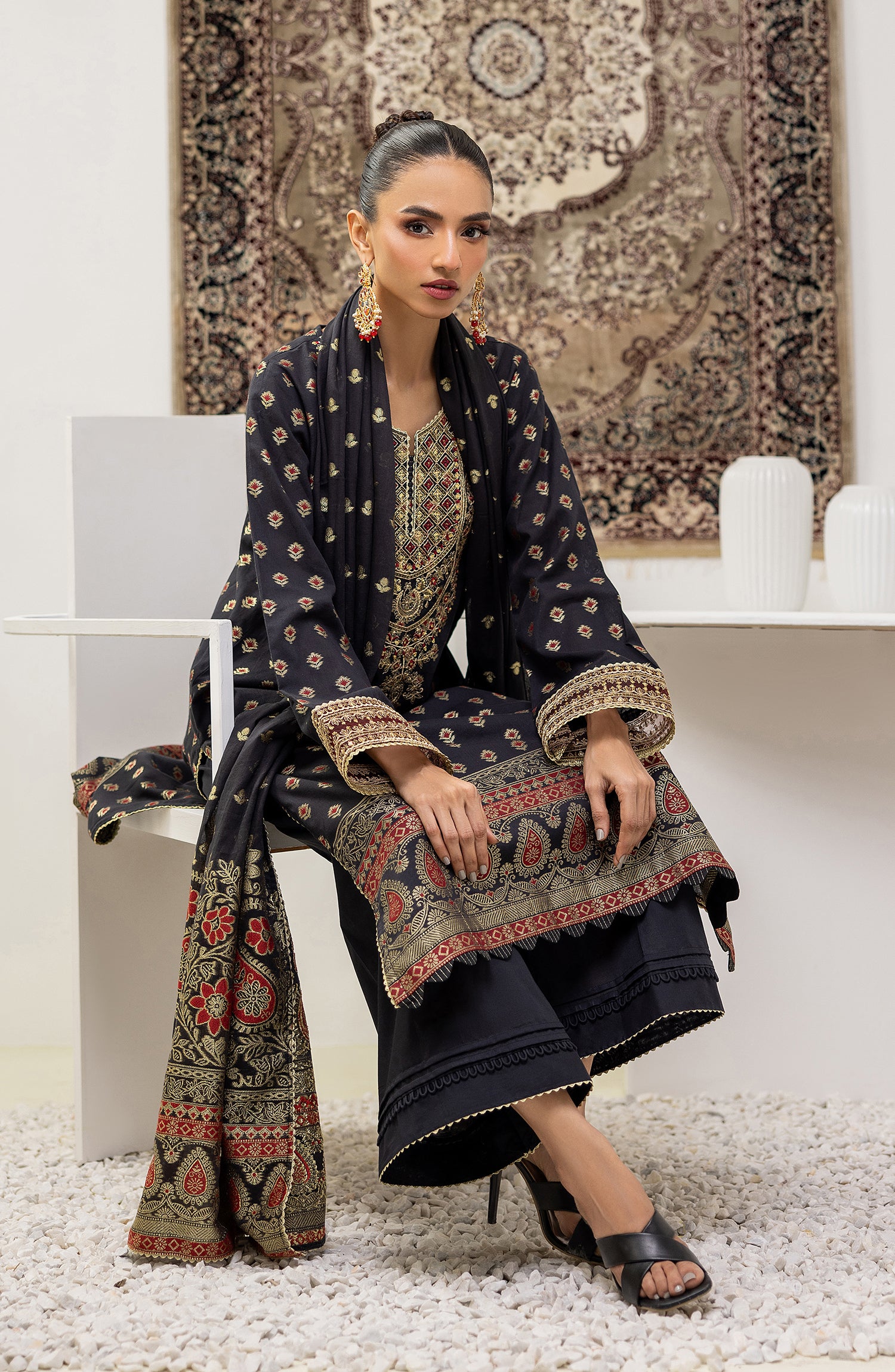 Stitched 3 Piece Embroidered Jacquard Shirt , Cambric Pant and JACQUARD Dupatta (OTLF-23-080/S BLACK)