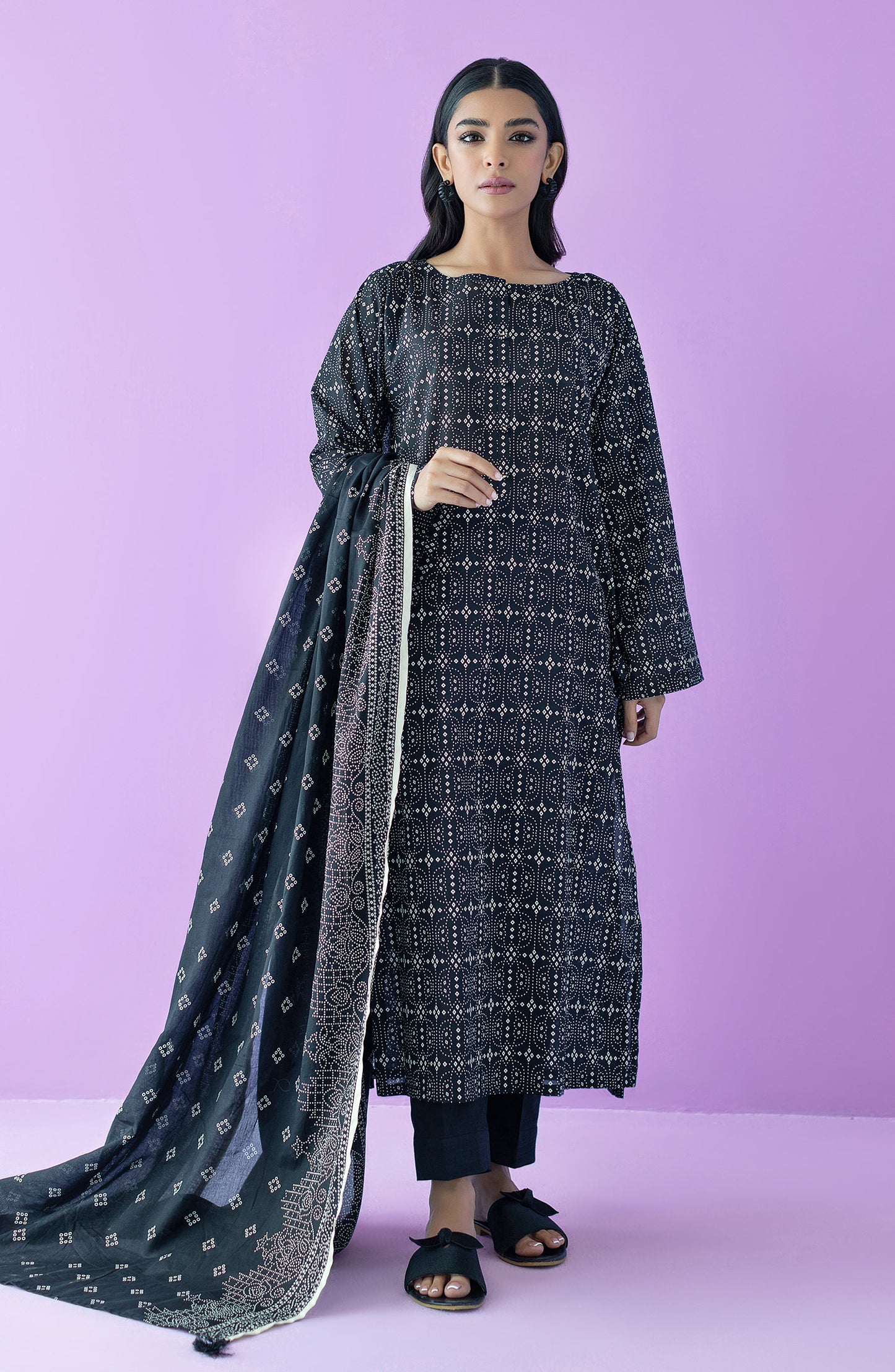 OTL-23-177/U BLACK LAWN  UNSTITCHED SHIRT DUPATTA PANTS