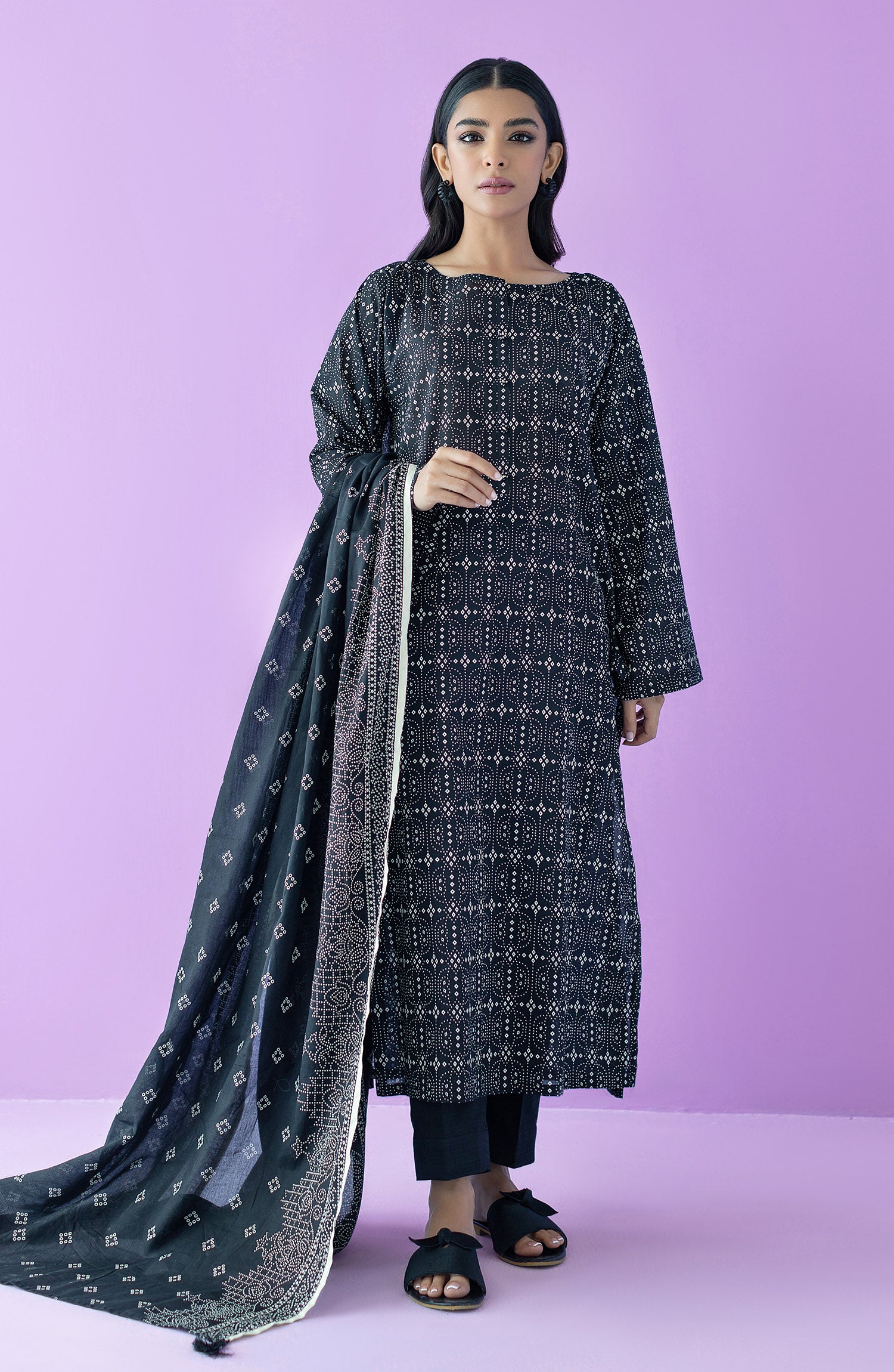 OTL-23-177/U BLACK LAWN  UNSTITCHED SHIRT DUPATTA PANTS