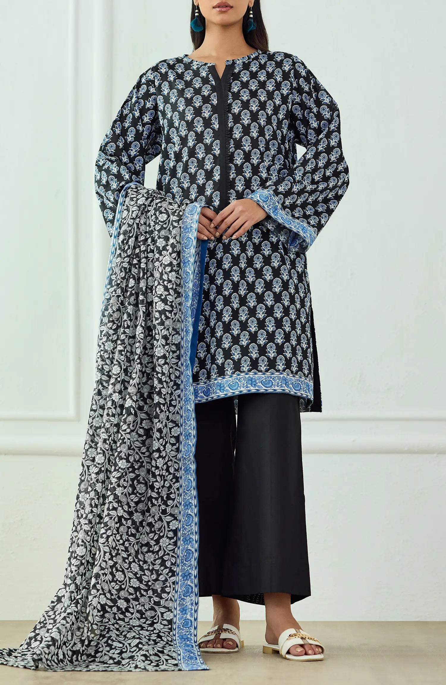 Unstitched | 3 Piece | Printed | Lawn Shirt | OTL-20615/U BLACK