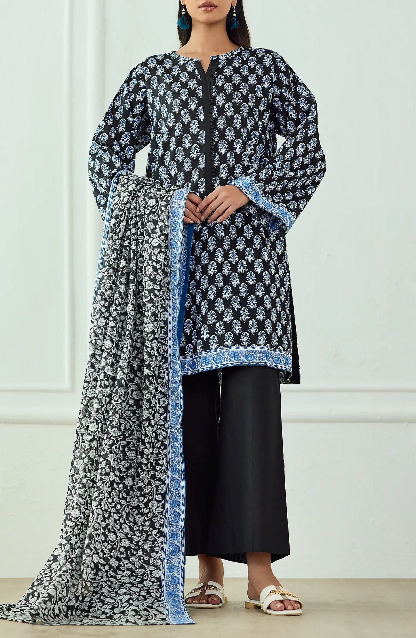 Unstitched | 3 Piece | Printed | Lawn Shirt | OTL-20615/U BLACK