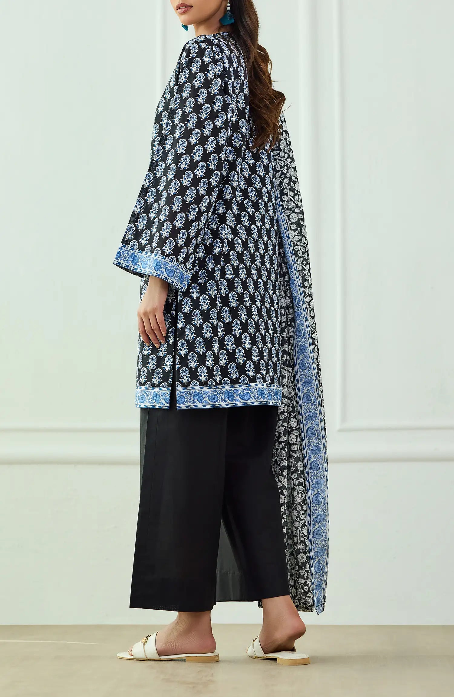 Unstitched | 3 Piece | Printed | Lawn Shirt | OTL-20615/U BLACK