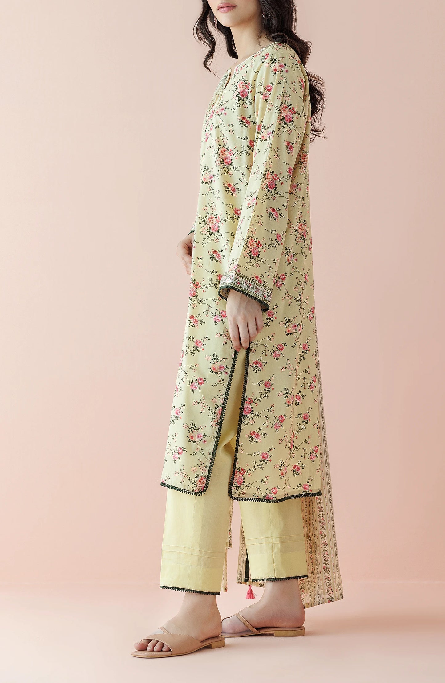 Woman wearing a floral dress with a matching dupatta on a plain classic shalwar. Unstitched Printed Lawn Shirt Dupatta & Pant - 3 Piece Suits - OTL-20055