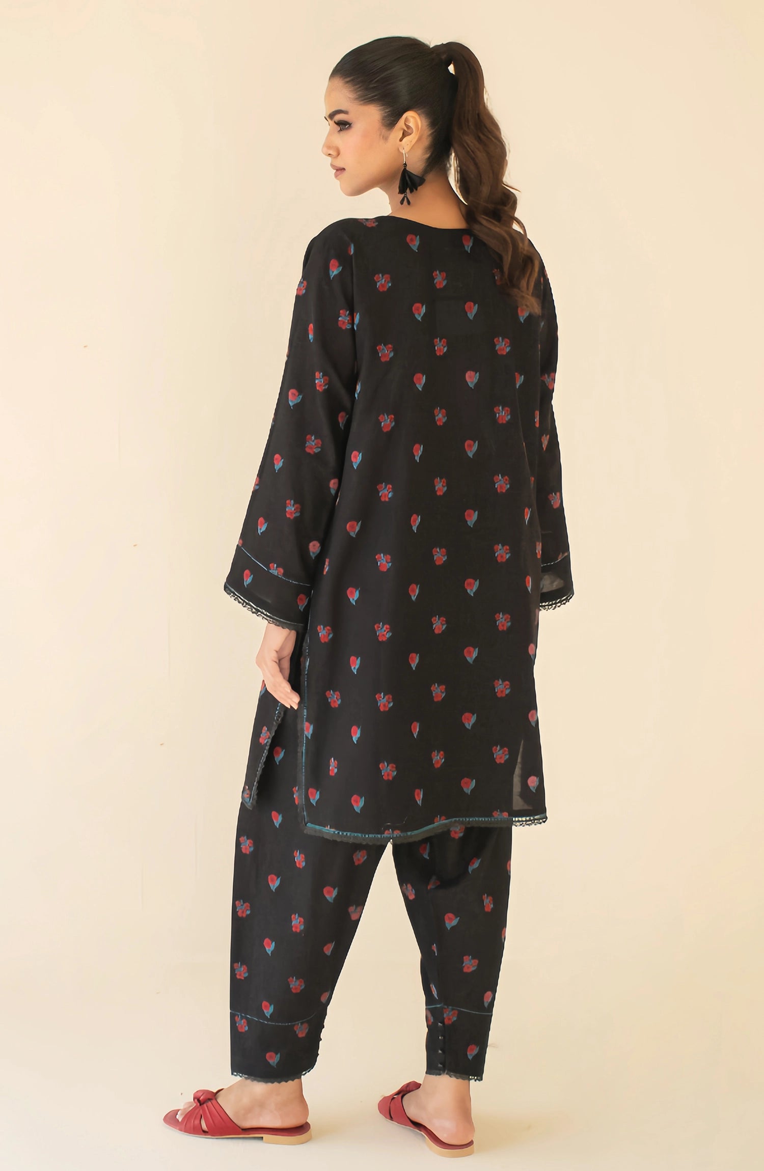 Stitched | 2 Piece | Plain lawn Jacquard | WRCY24S-2004