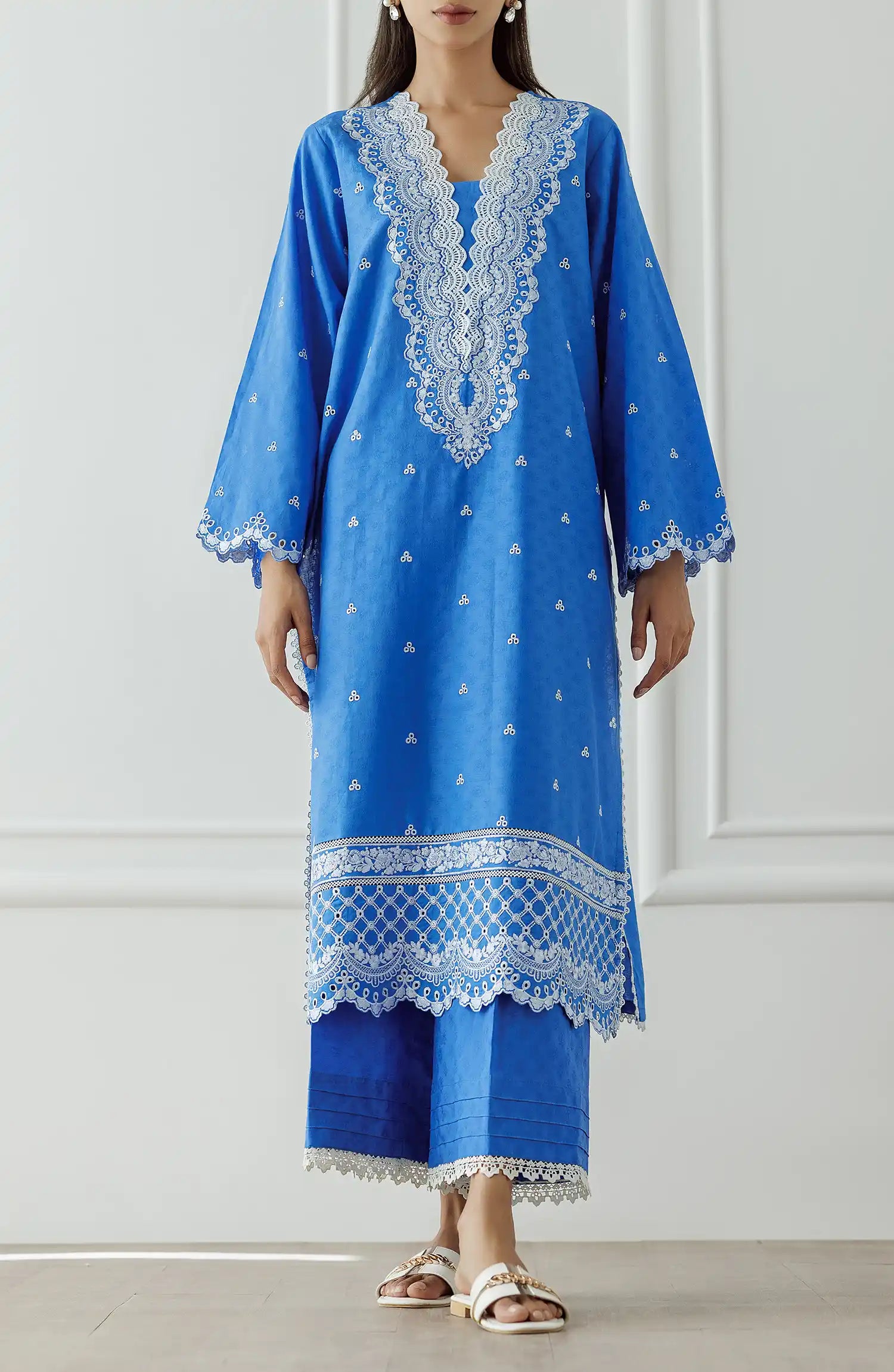 Stitched | 2 Piece | Luxury Premium Embroidered | WRCJ25S-2004