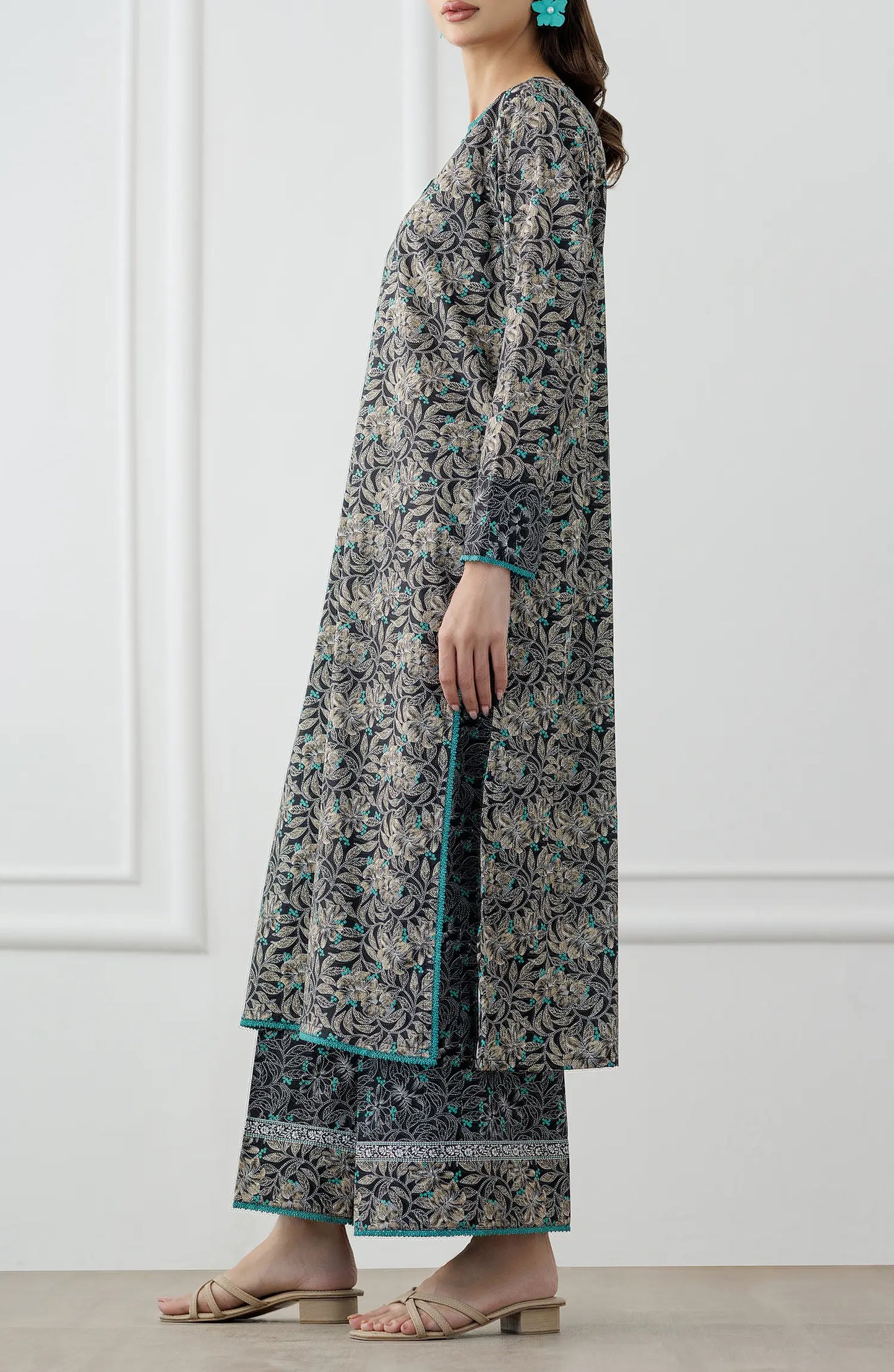 Woman wearing a floral kurta with matching pants. Stitched Printed Lawn Shirt & Pant - 2 Piece Suits (Co-ord Set) - WRCV25S-2008