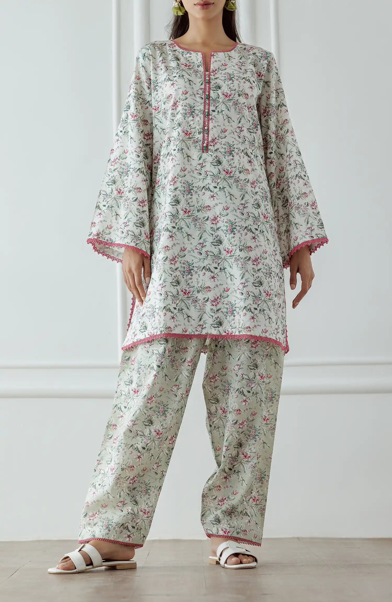Stitched | 2 Piece | Printed Lawn | WRCV25S-2015