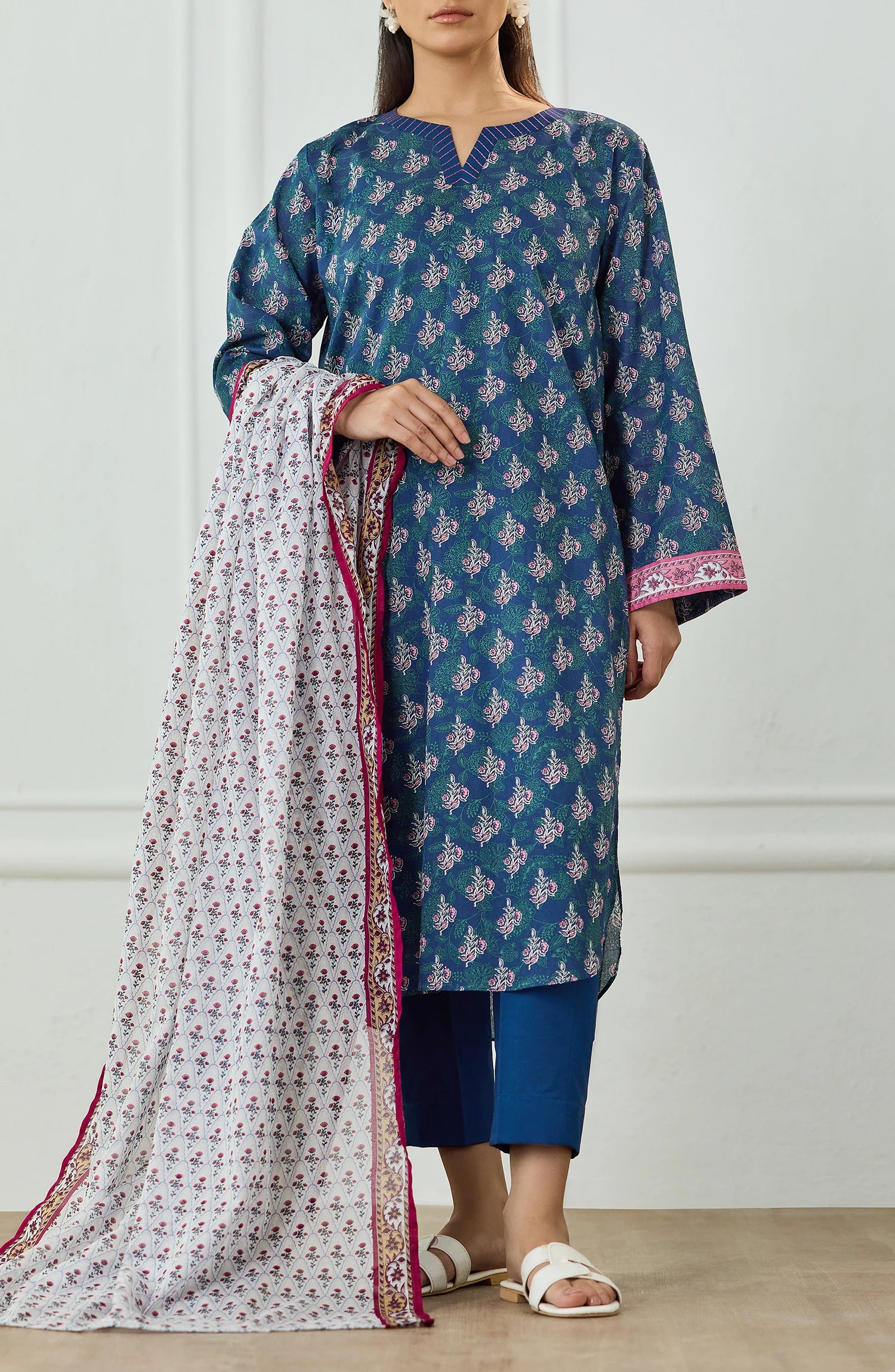 Unstitched | 3 Piece | Printed Lawn | OTL-25-500