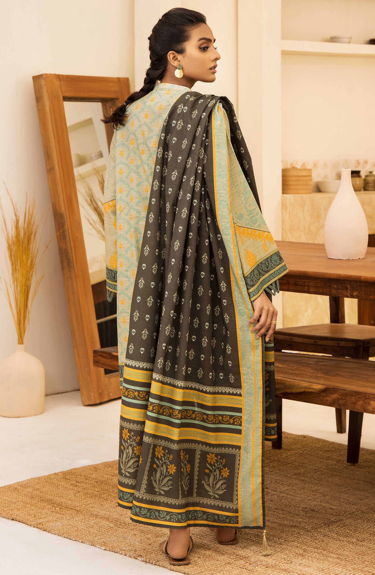 nrds-368-u-beige Unstitched 3 Piece winter Embroidered Khaddar Shirt , Khaddar Pant and Khaddar Dupatta