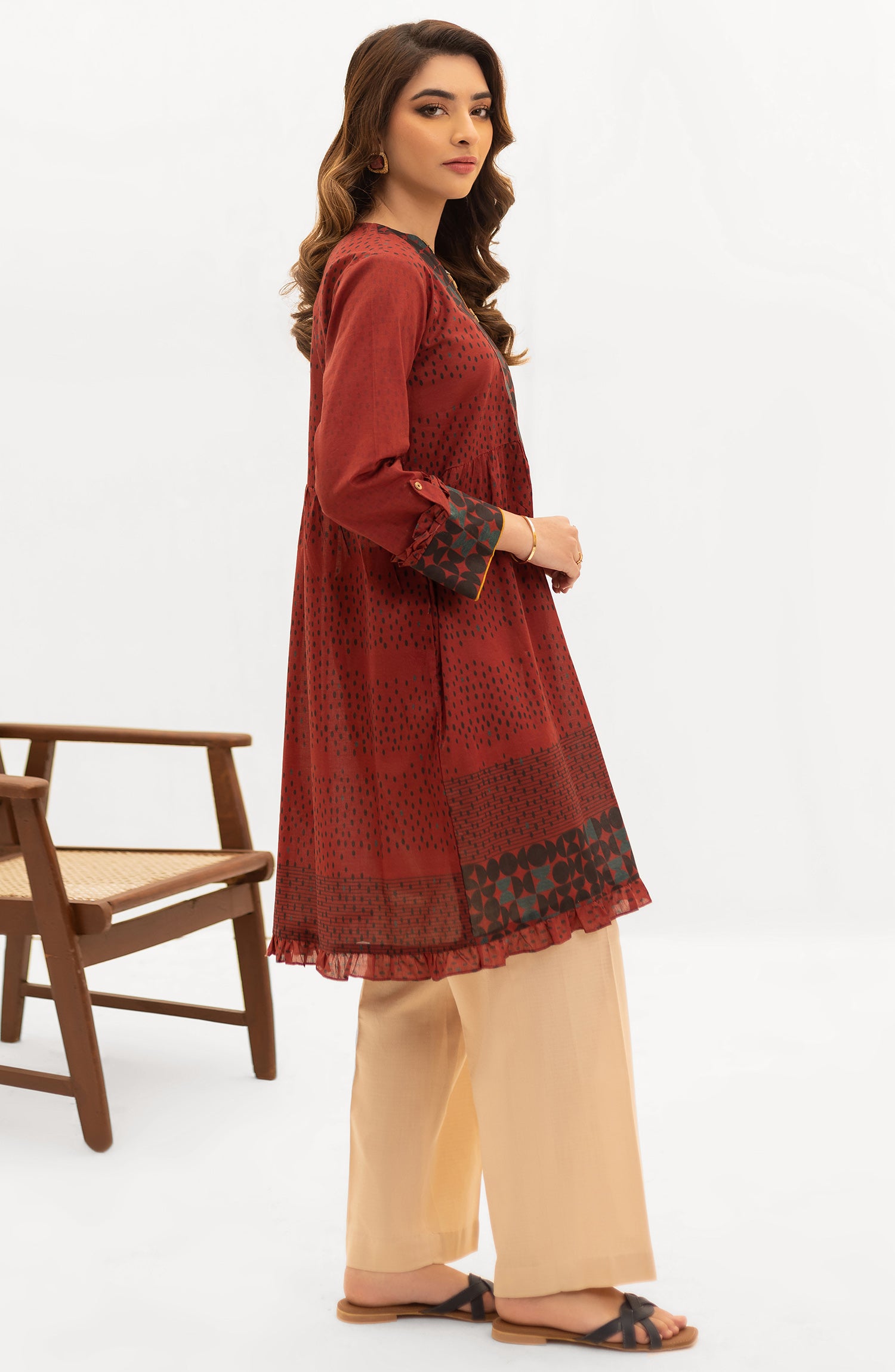 OTL-22-004/U RED LAWN  UNSTITCHED SHIRT DUPATTA PANTS