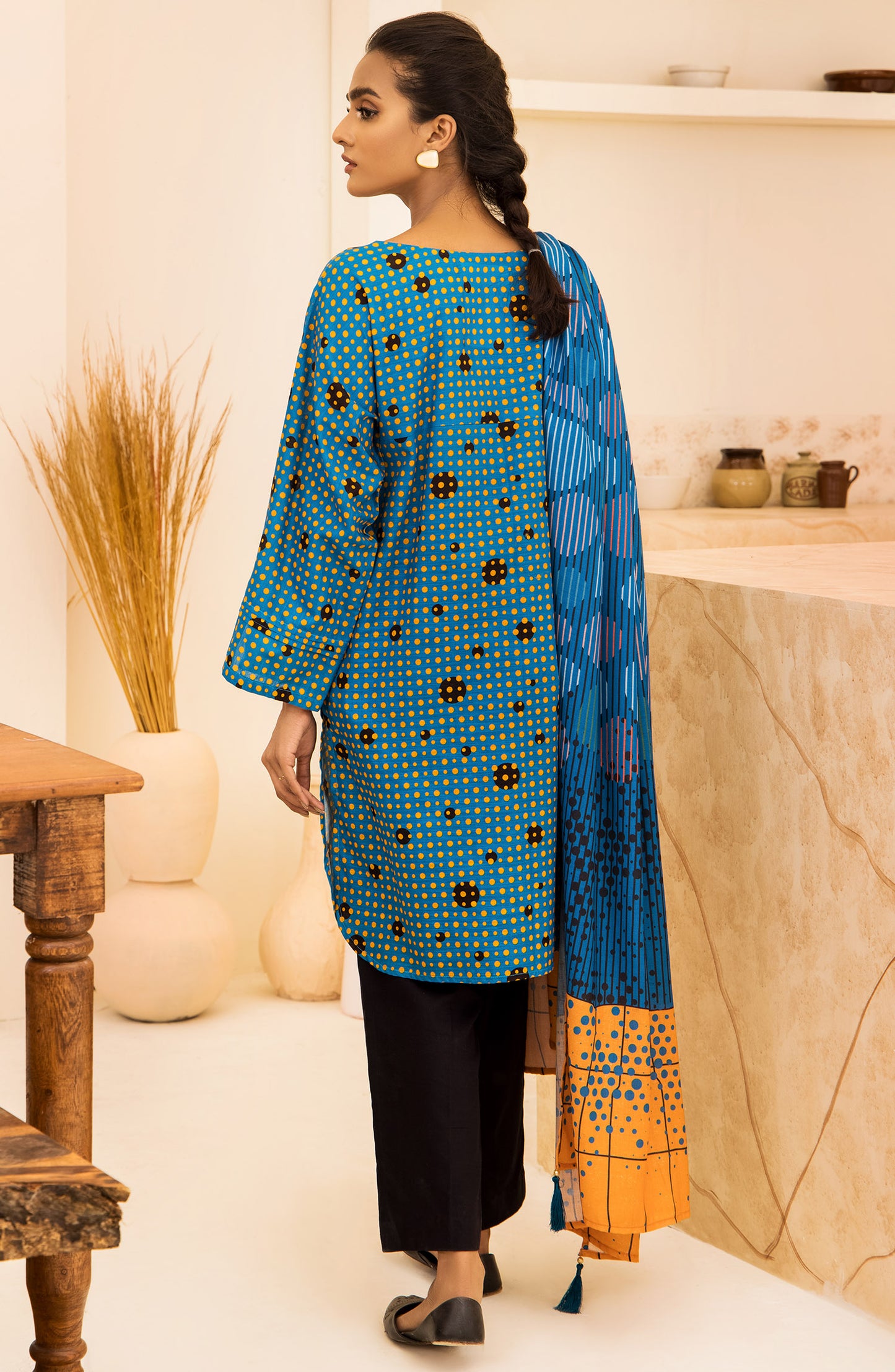 Unstitched 2 Piece Printed Khaddar Shirt and Shawl Dupatta