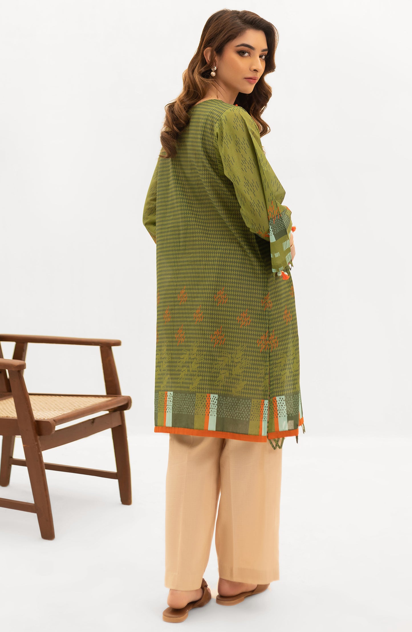 OTL-22-004/U RED LAWN  UNSTITCHED SHIRT DUPATTA PANTS