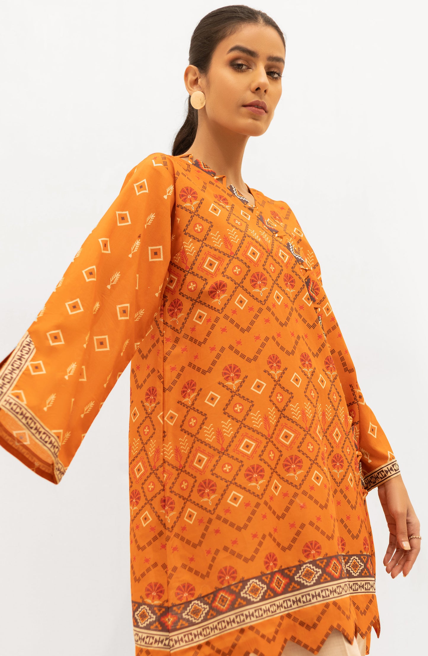OTL-22-004/U RED LAWN  UNSTITCHED SHIRT DUPATTA PANTS