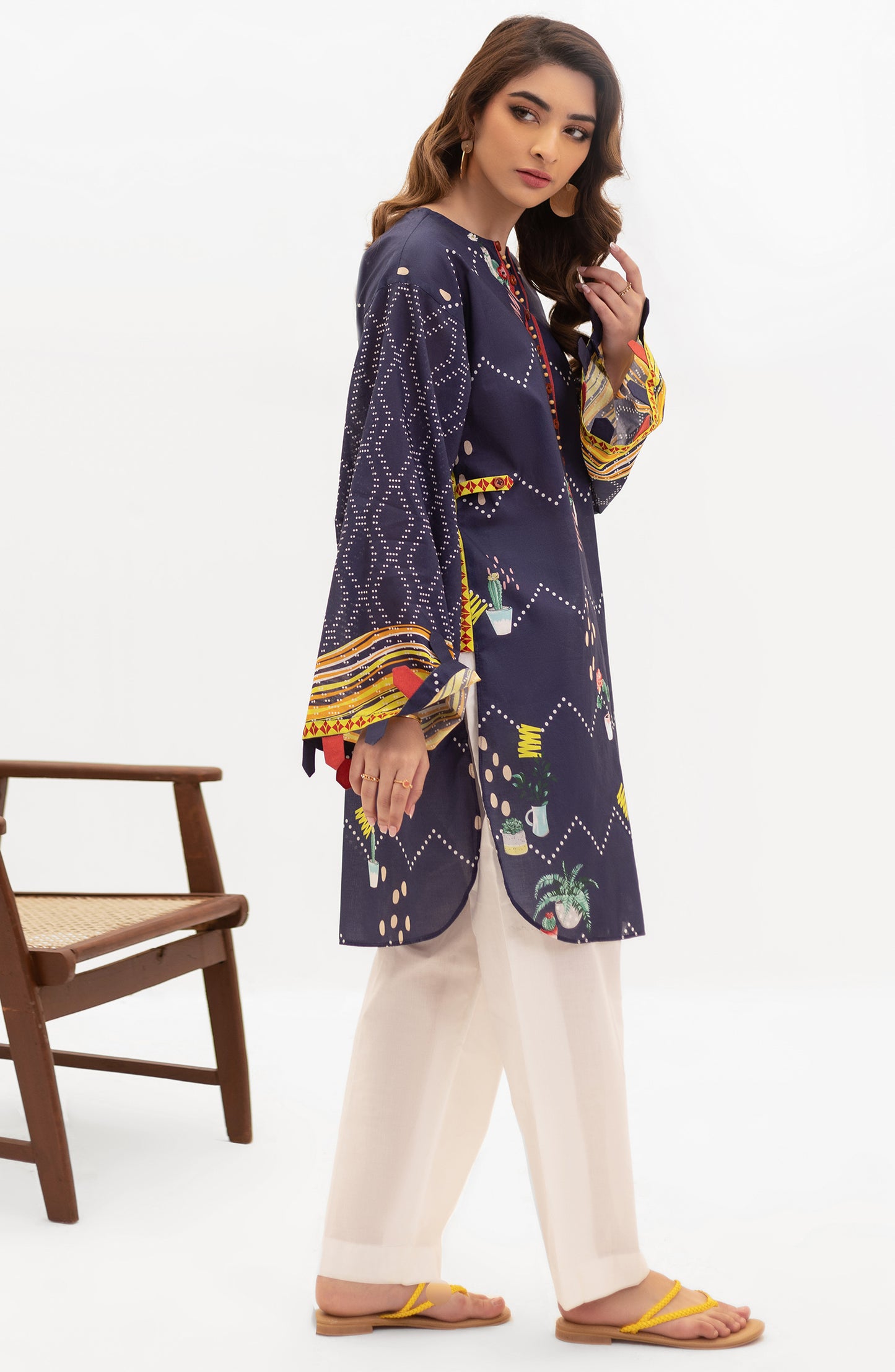 OTL-22-004/U RED LAWN  UNSTITCHED SHIRT DUPATTA PANTS