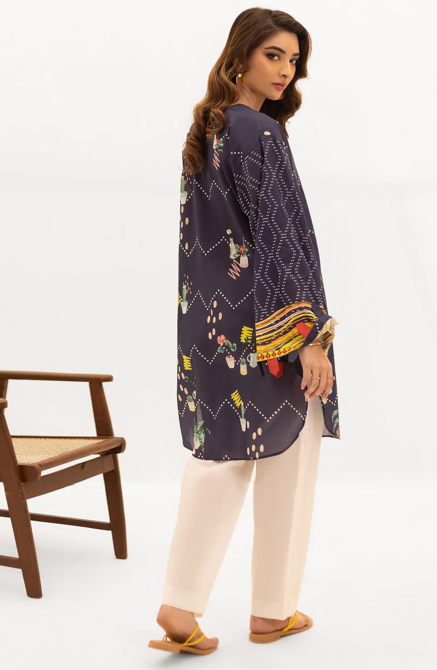 OTL-22-004/U RED LAWN  UNSTITCHED SHIRT DUPATTA PANTS