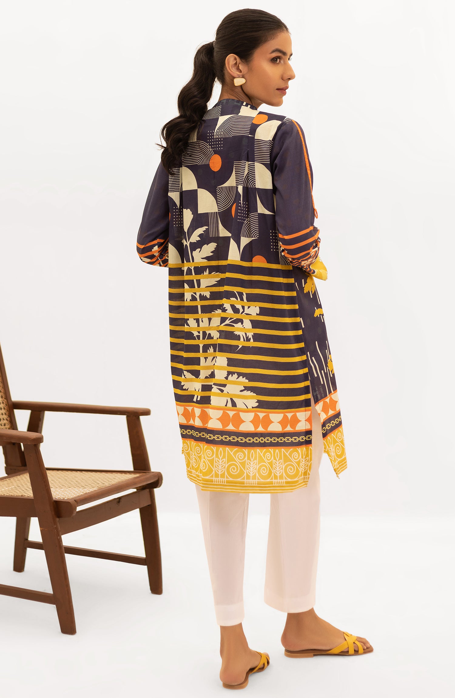 OTL-22-004/U RED LAWN  UNSTITCHED SHIRT DUPATTA PANTS