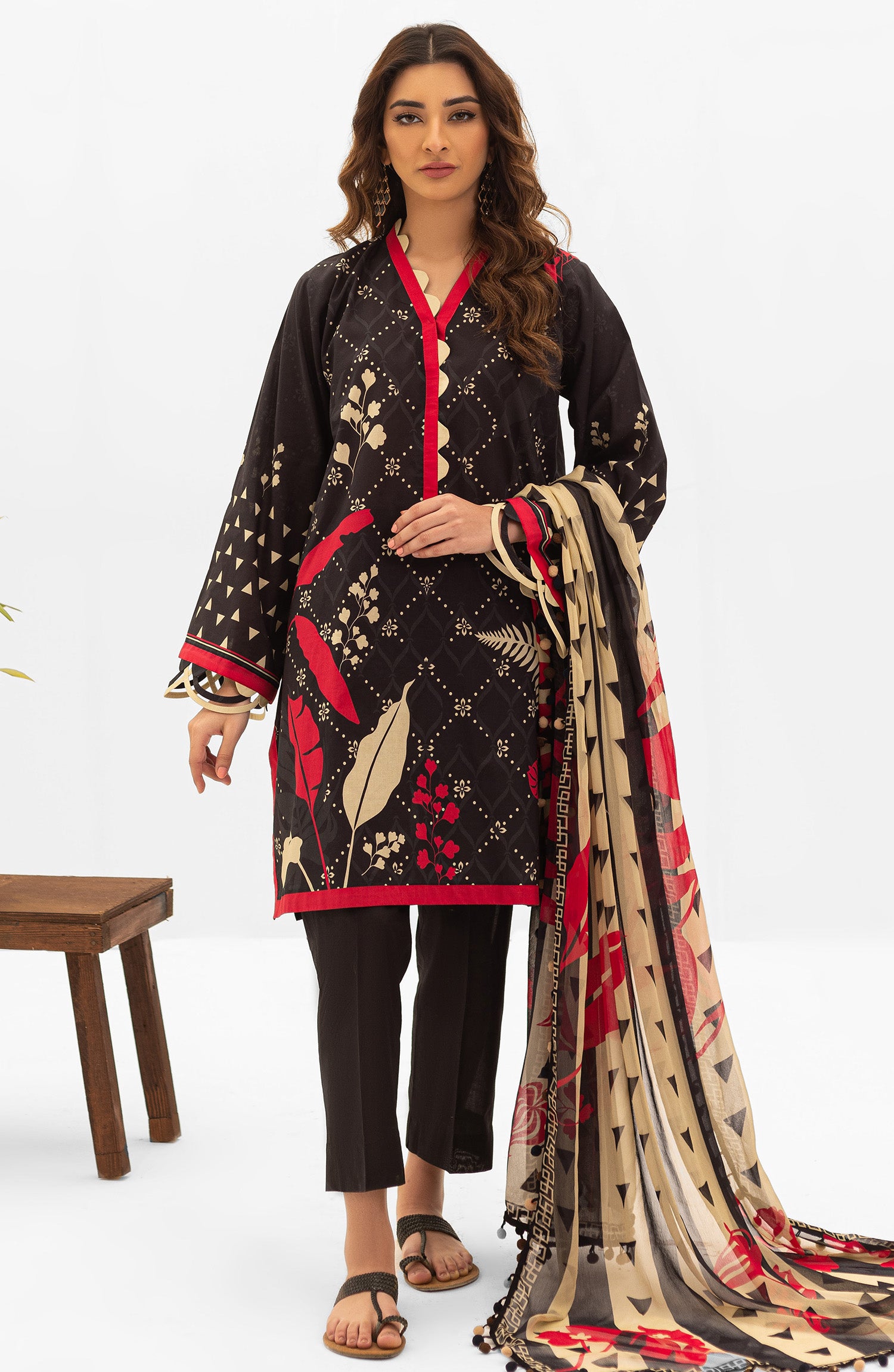 NRDS-21-099/U BLACK LAWN  UNSTITCHED SHIRT DUPATTA
