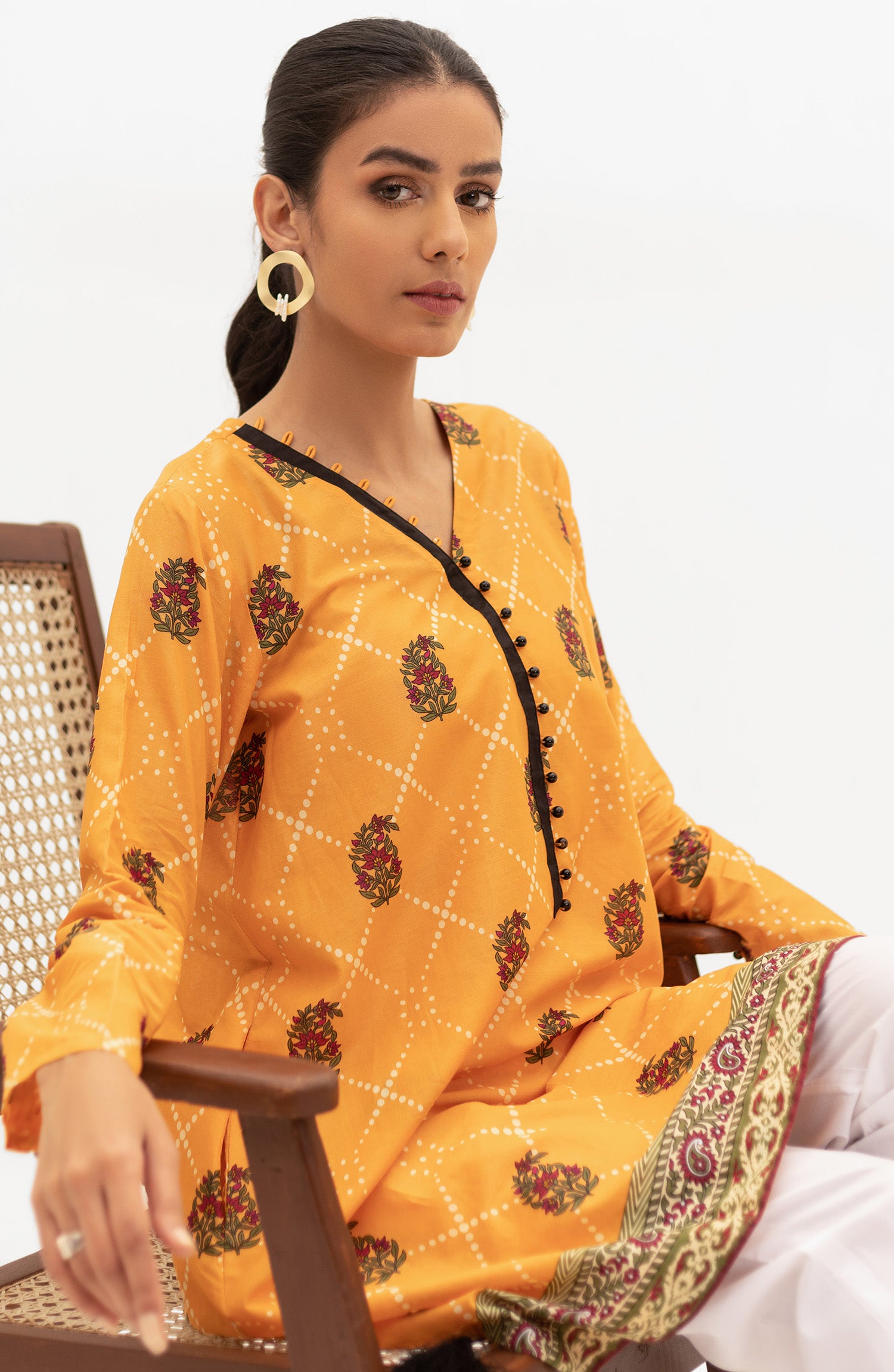 OTL-22-004/U RED LAWN  UNSTITCHED SHIRT DUPATTA PANTS