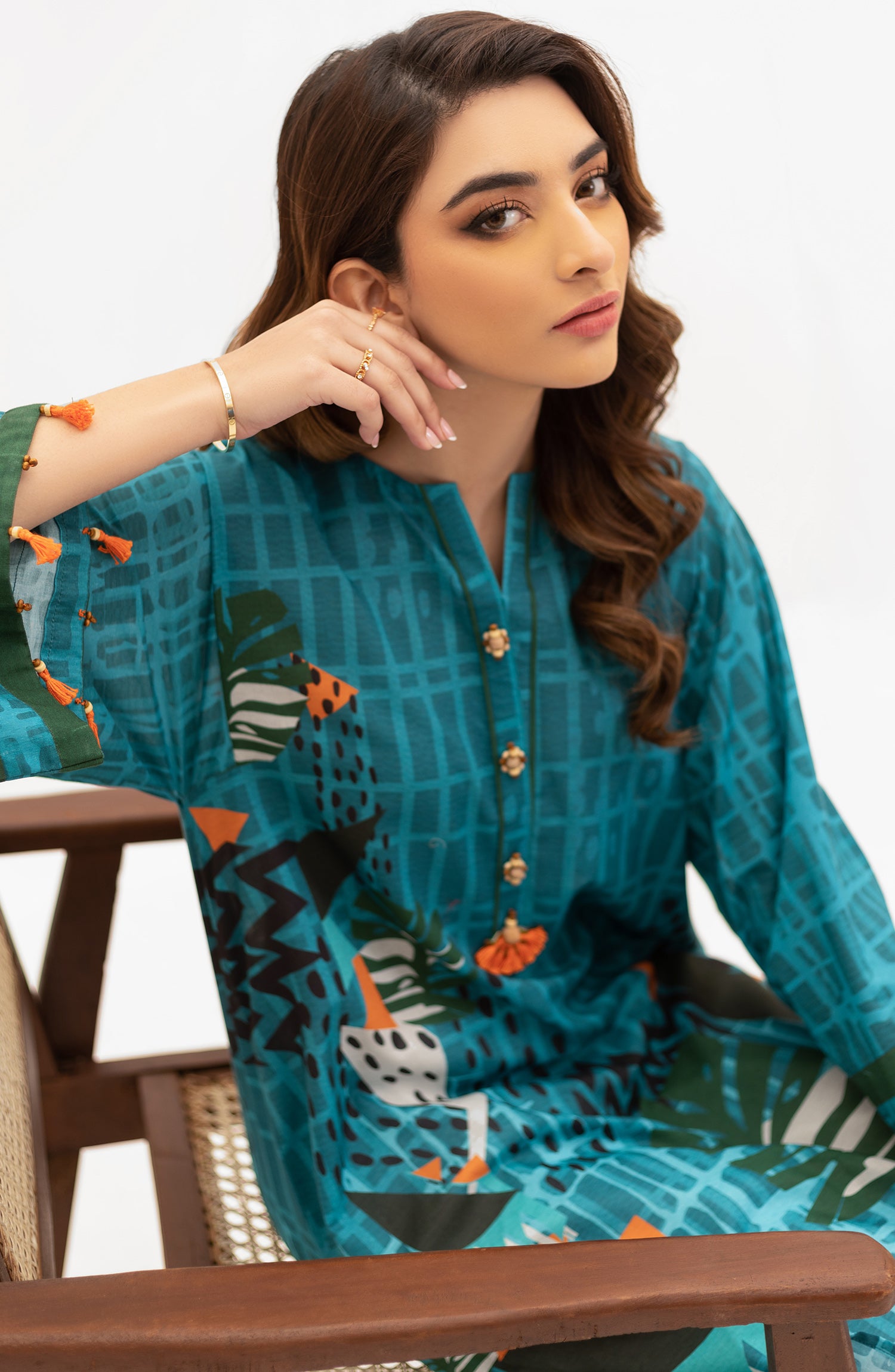 OTL-22-004/U RED LAWN  UNSTITCHED SHIRT DUPATTA PANTS