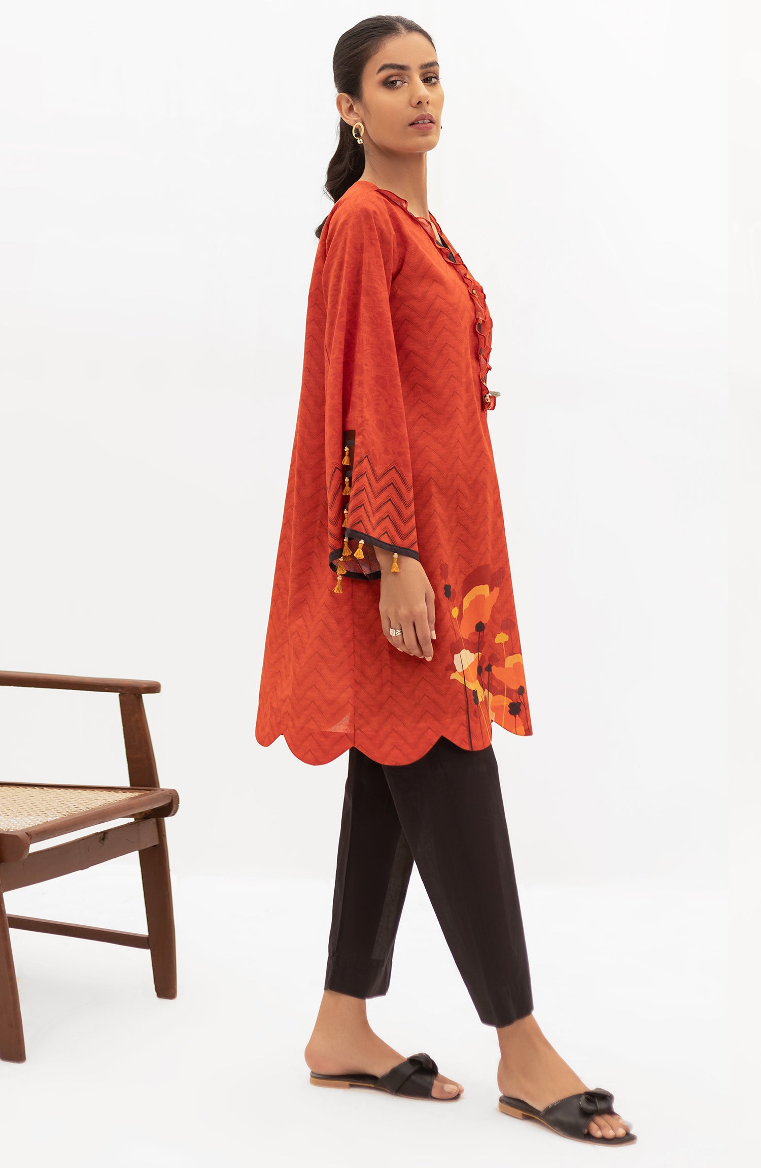 OTL-22-004/U RED LAWN  UNSTITCHED SHIRT DUPATTA PANTS