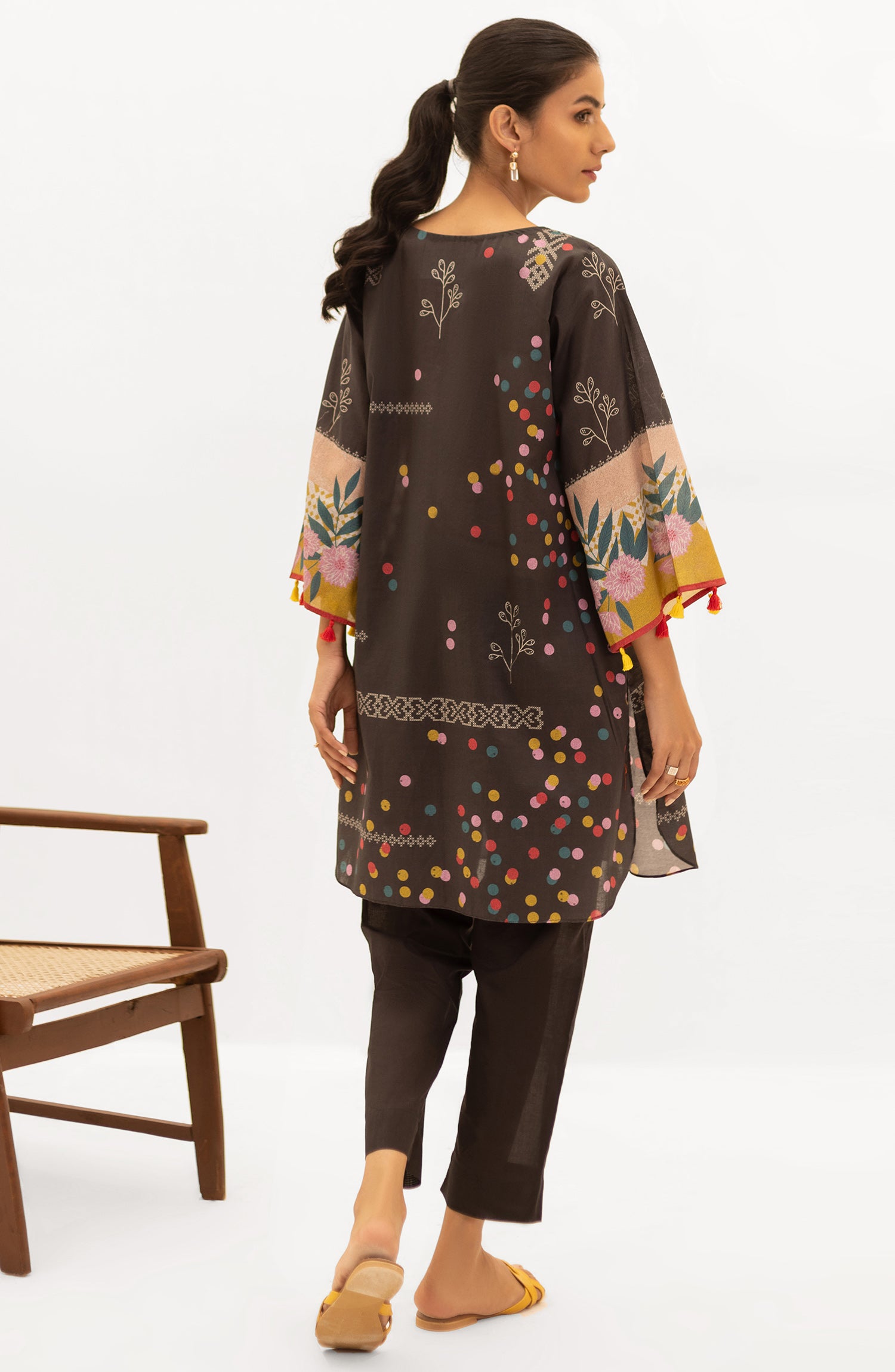 OTL-22-004/U RED LAWN  UNSTITCHED SHIRT DUPATTA PANTS