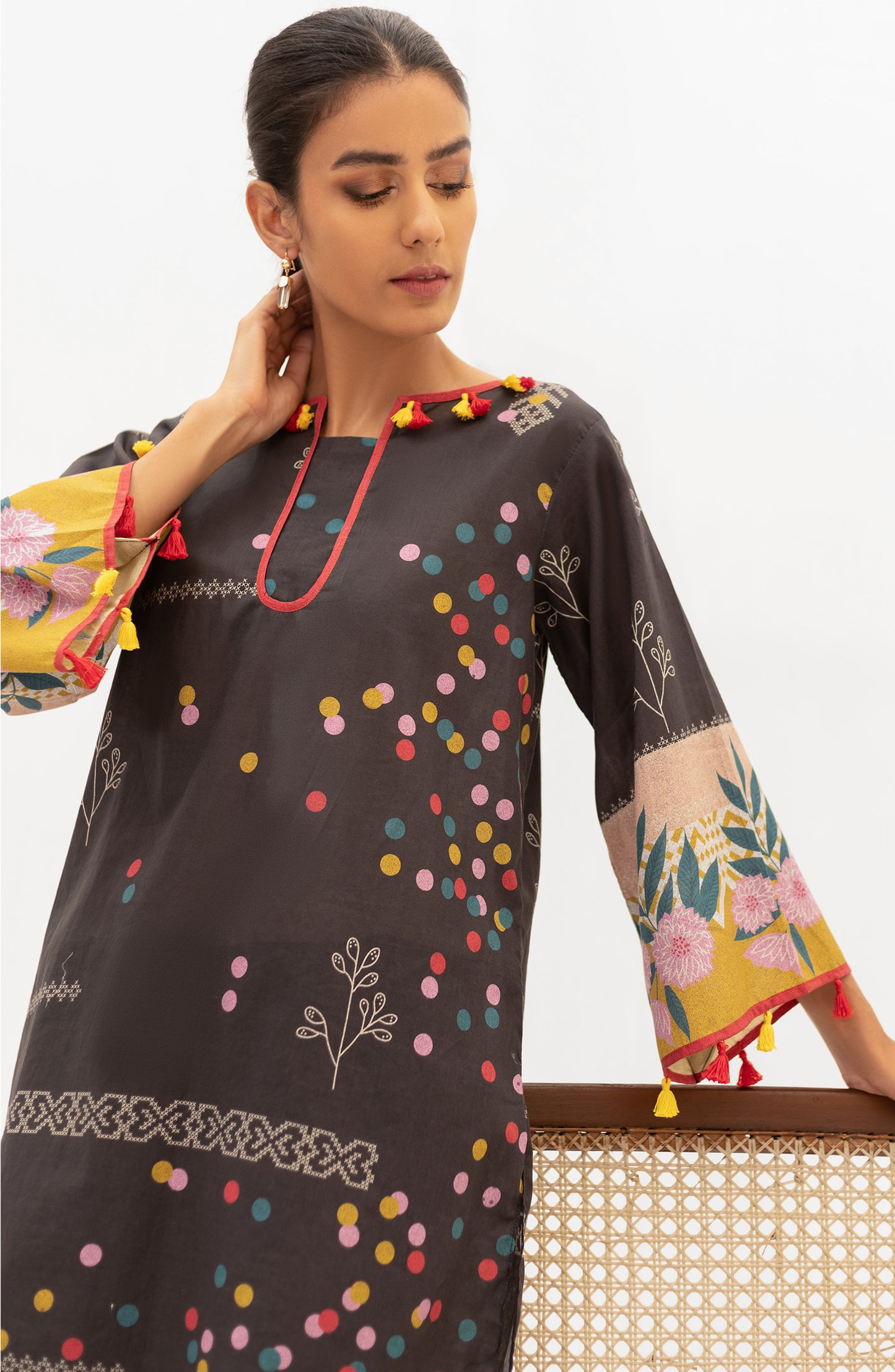 OTL-22-004/U RED LAWN  UNSTITCHED SHIRT DUPATTA PANTS
