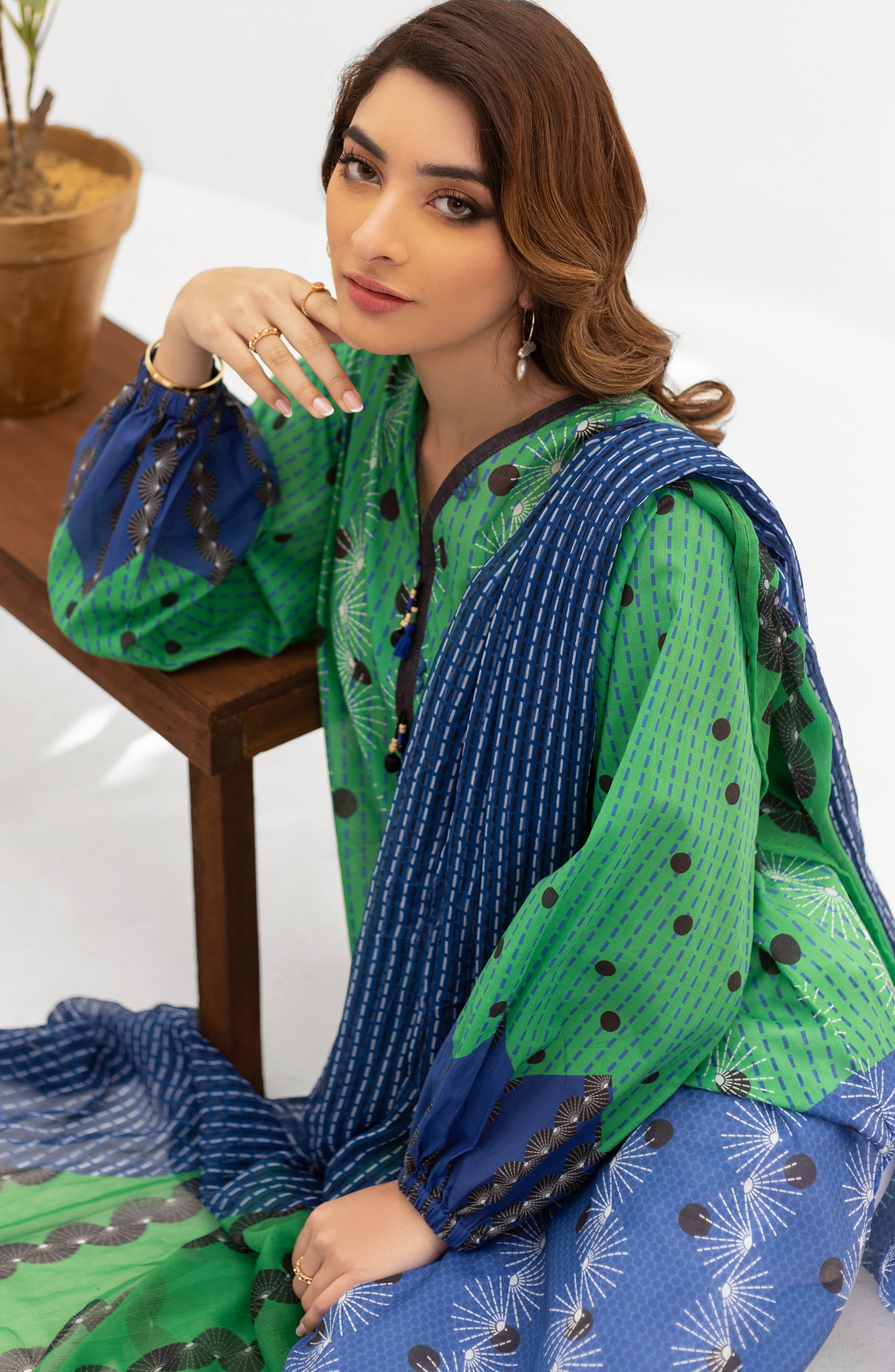 NRDS-22-020/U GREEN LAWN  UNSTITCHED SHIRT DUPATTA