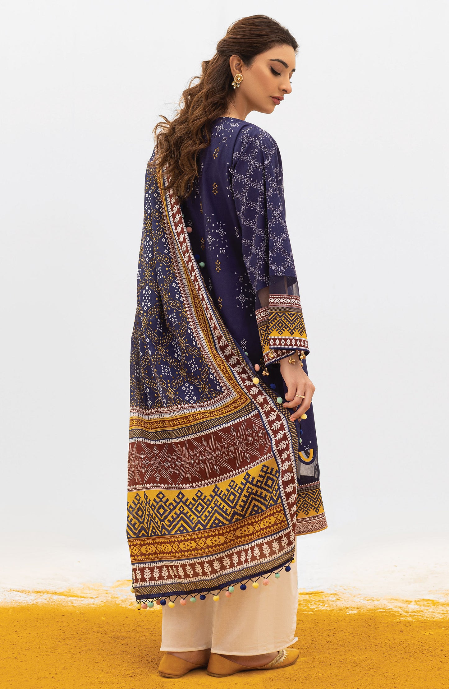 OTL-22-004/U RED LAWN  UNSTITCHED SHIRT DUPATTA PANTS