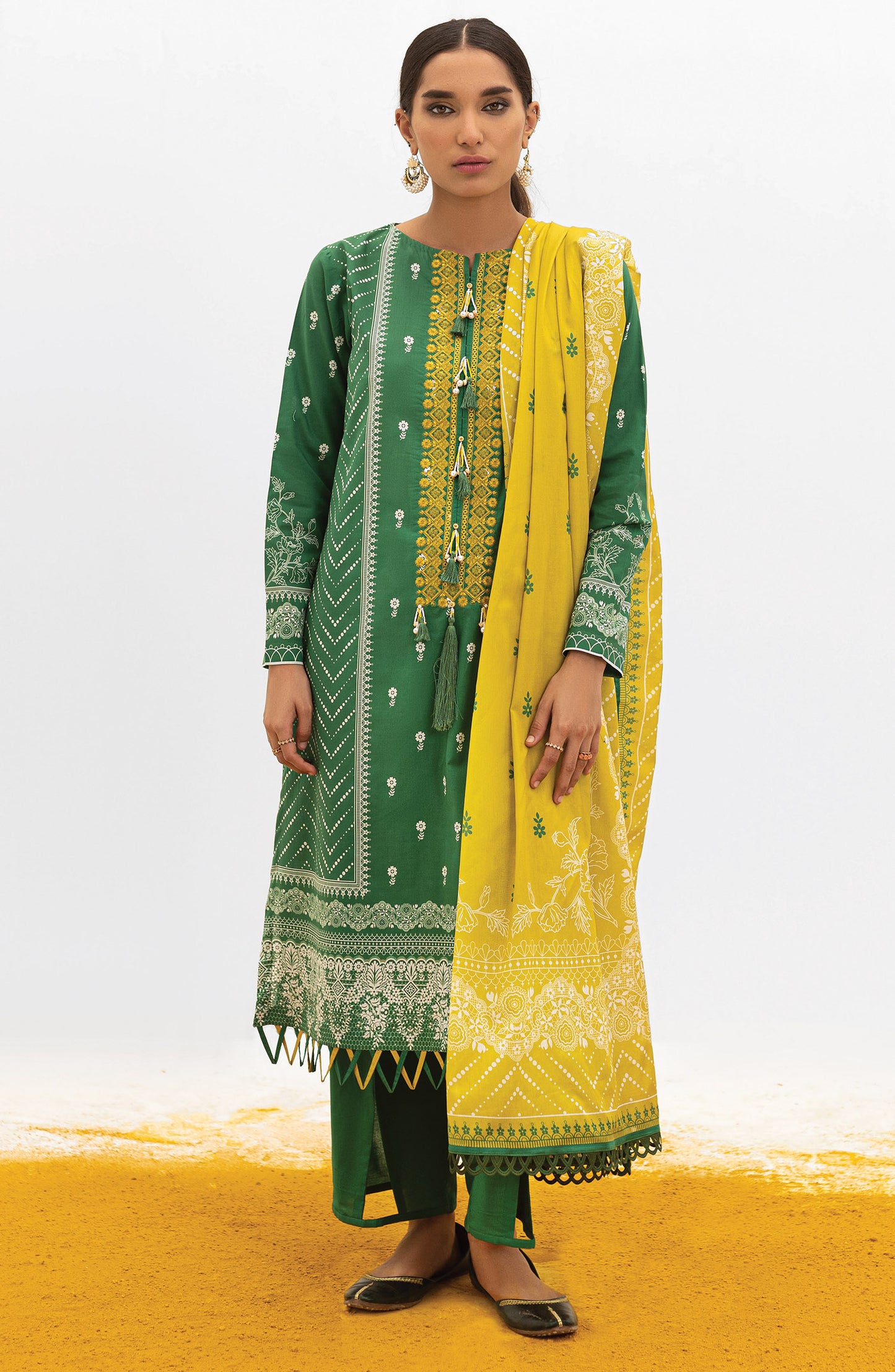 OTL-22-004/U RED LAWN  UNSTITCHED SHIRT DUPATTA PANTS