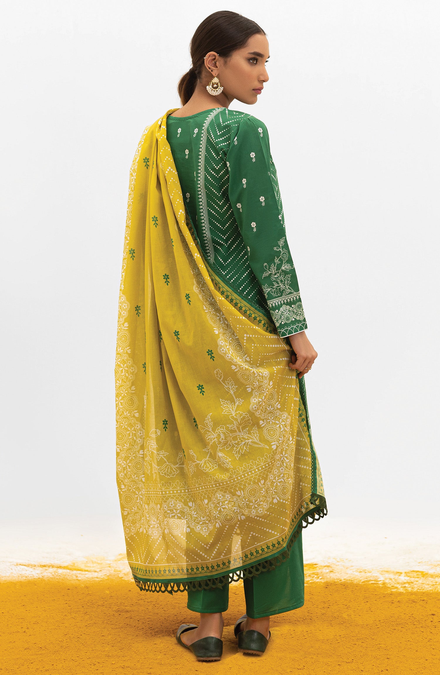 OTL-22-004/U RED LAWN  UNSTITCHED SHIRT DUPATTA PANTS