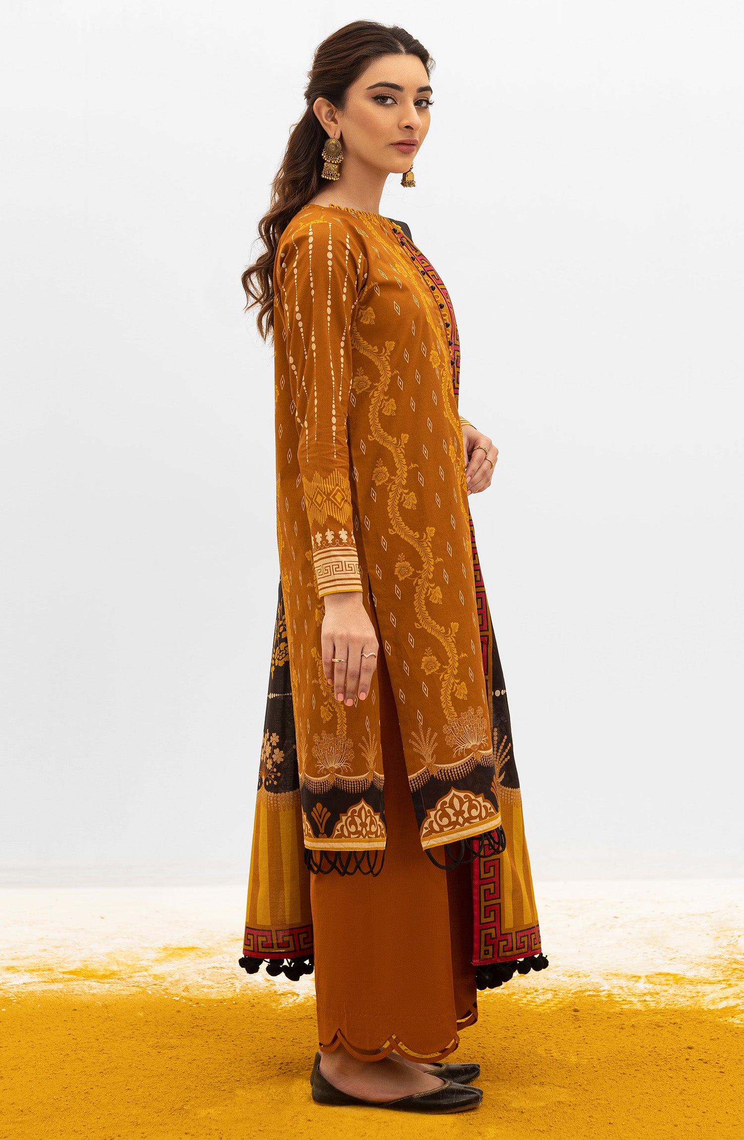 OTL-22-004/U RED LAWN  UNSTITCHED SHIRT DUPATTA PANTS